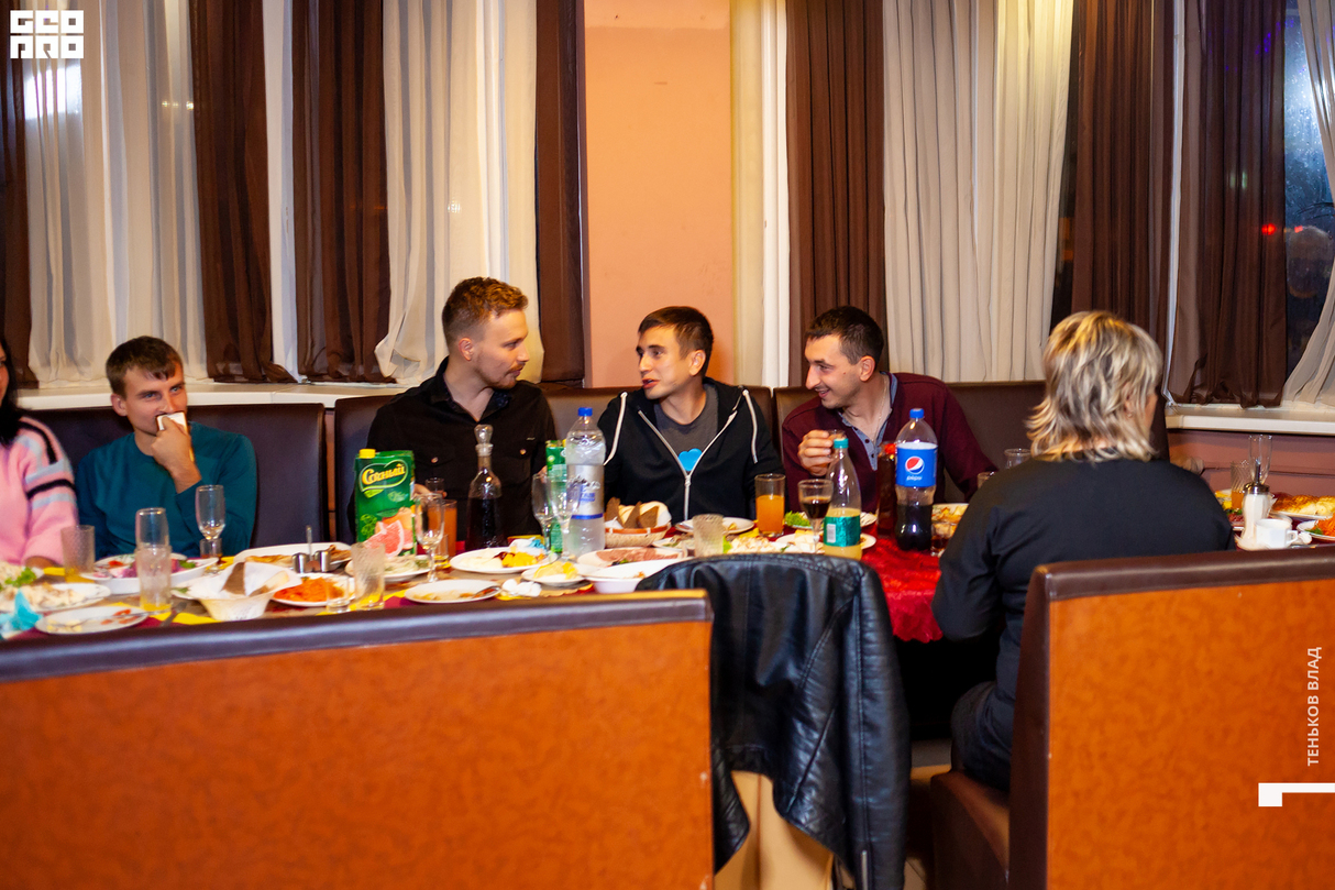 Суббота в кафе-баре "333" 30