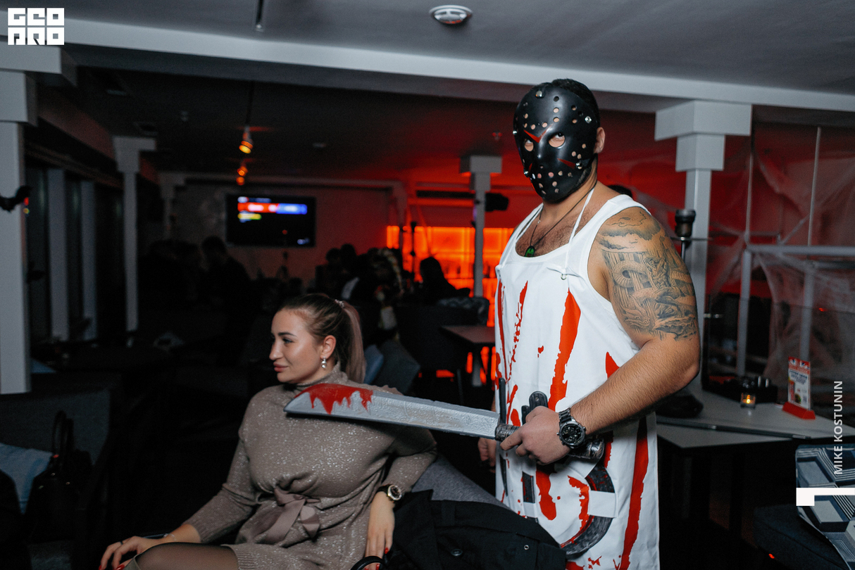MAD HOUSE 9