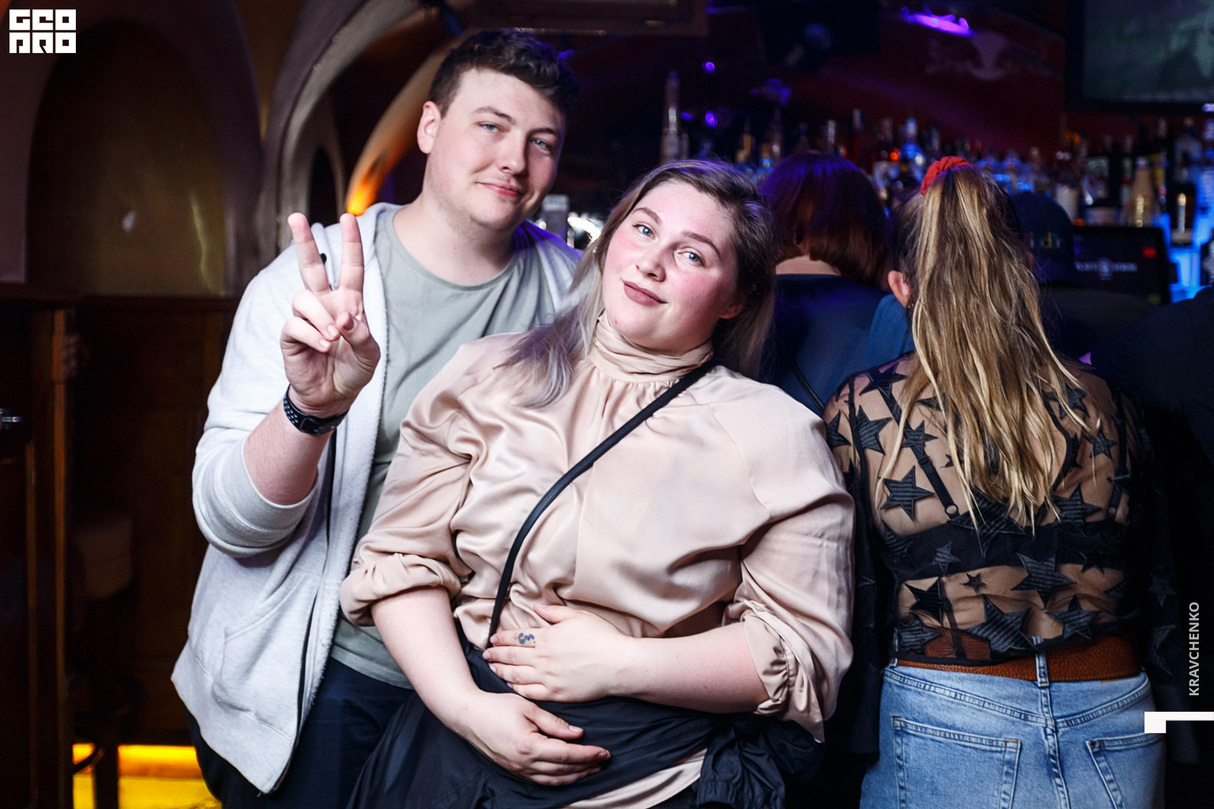 Friday party with DJane Svenska 30