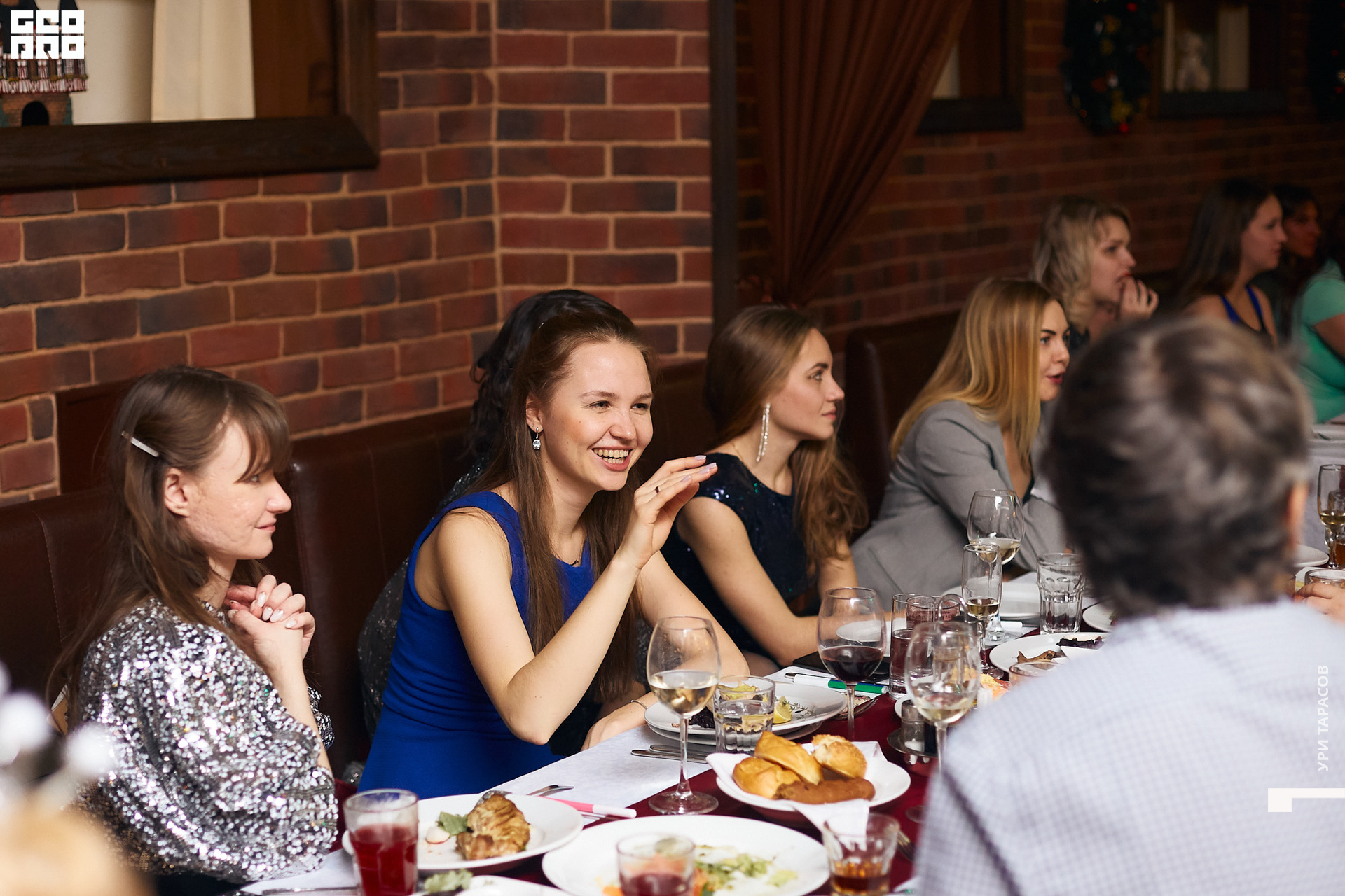 086 191229_223318_uri_0086.jpg