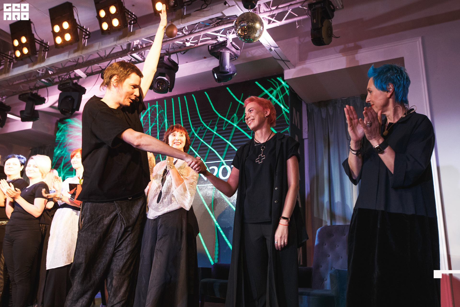 351 191203_194418_uri_0351.jpg