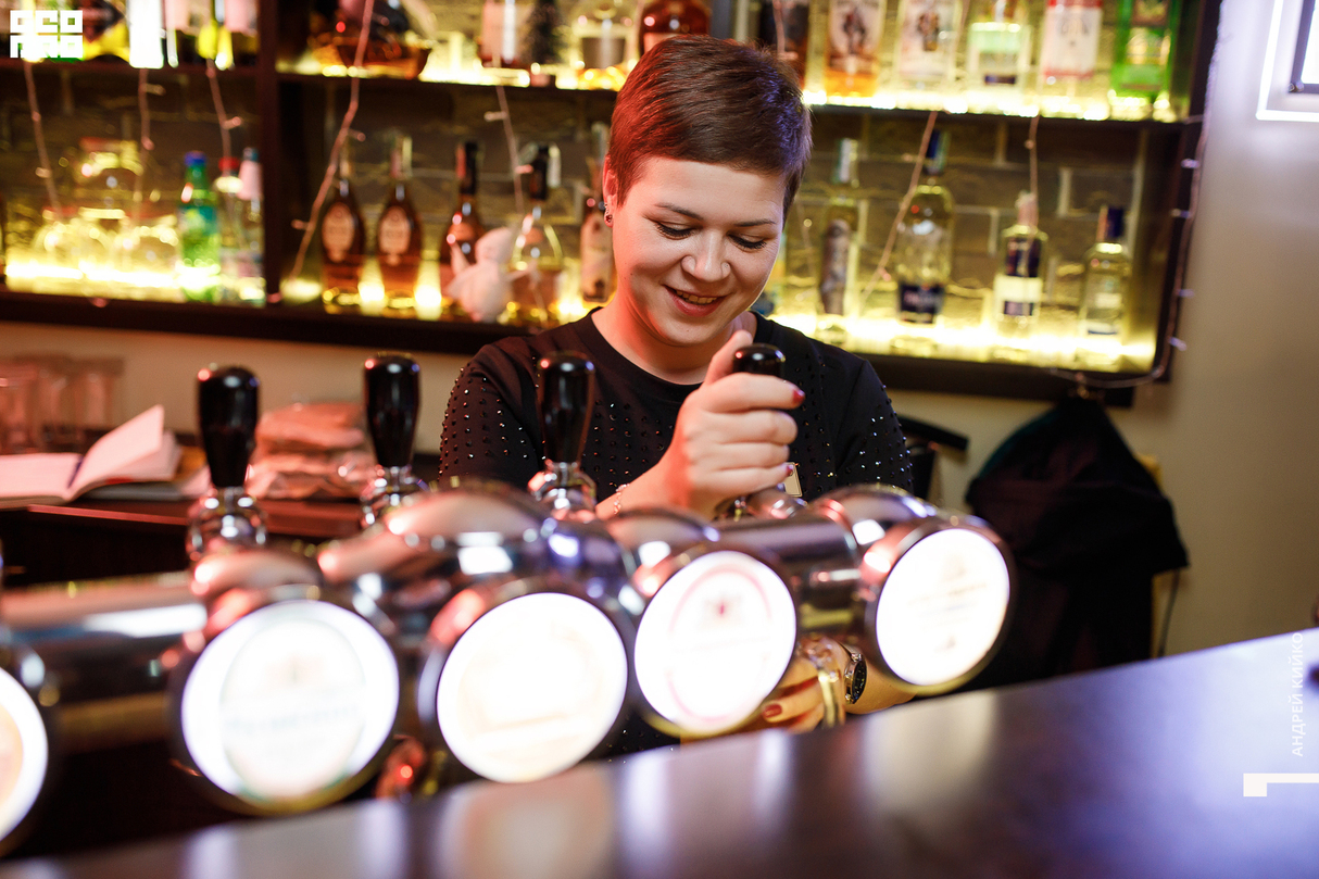 Новогодний корпоратив в Pub Бочка 26