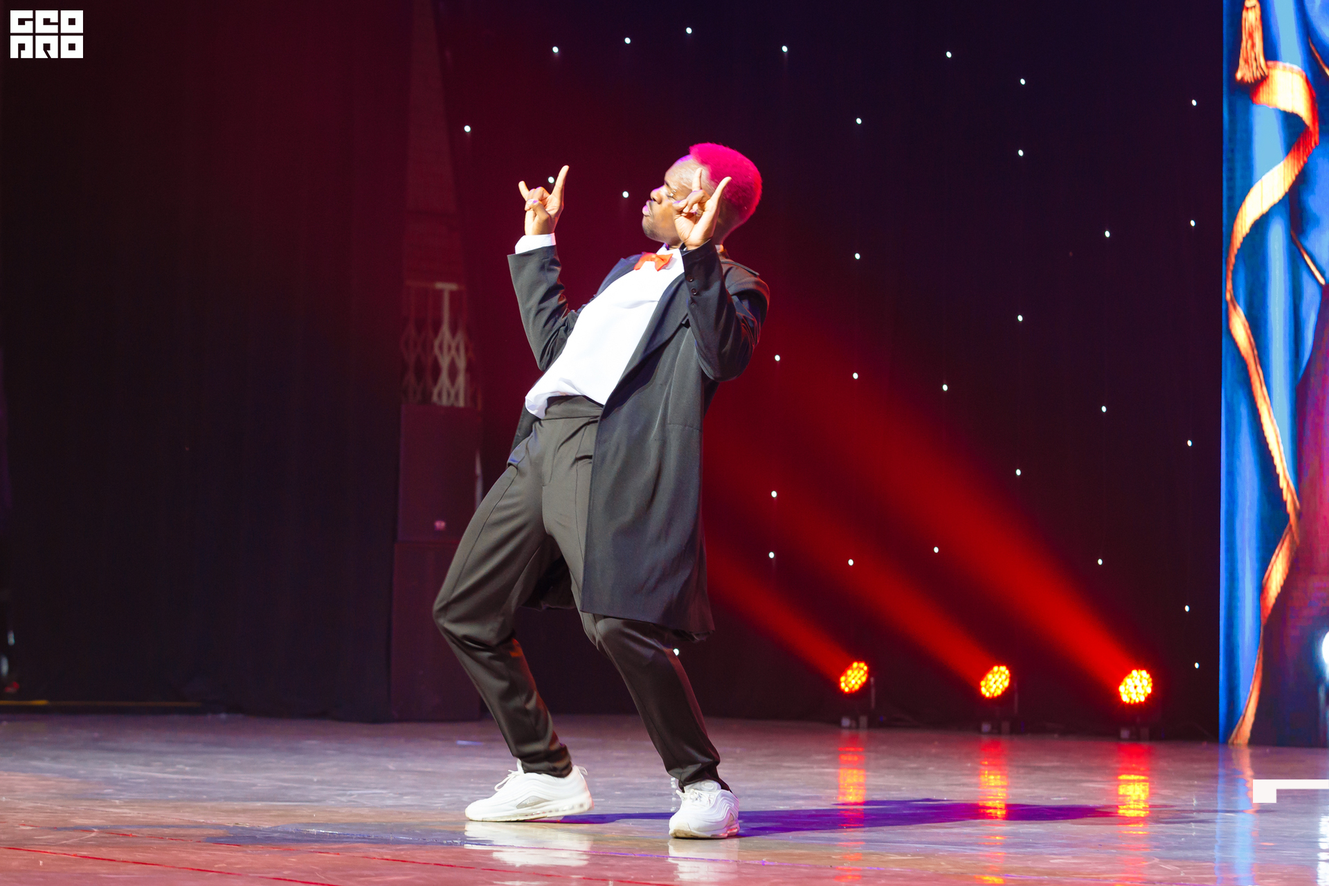 19-10-14 19-41-22.jpg