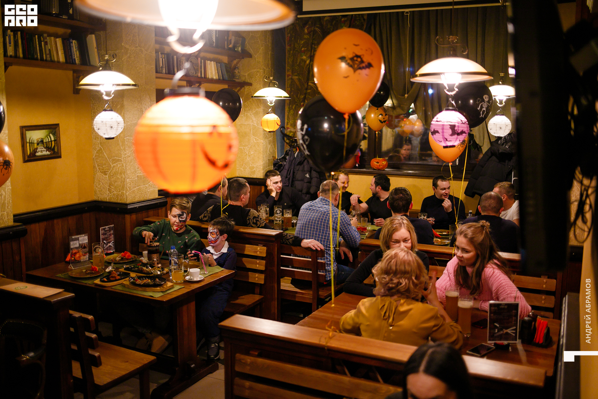 311019 Бар на Бейвеля Абрамов 0052.jpg