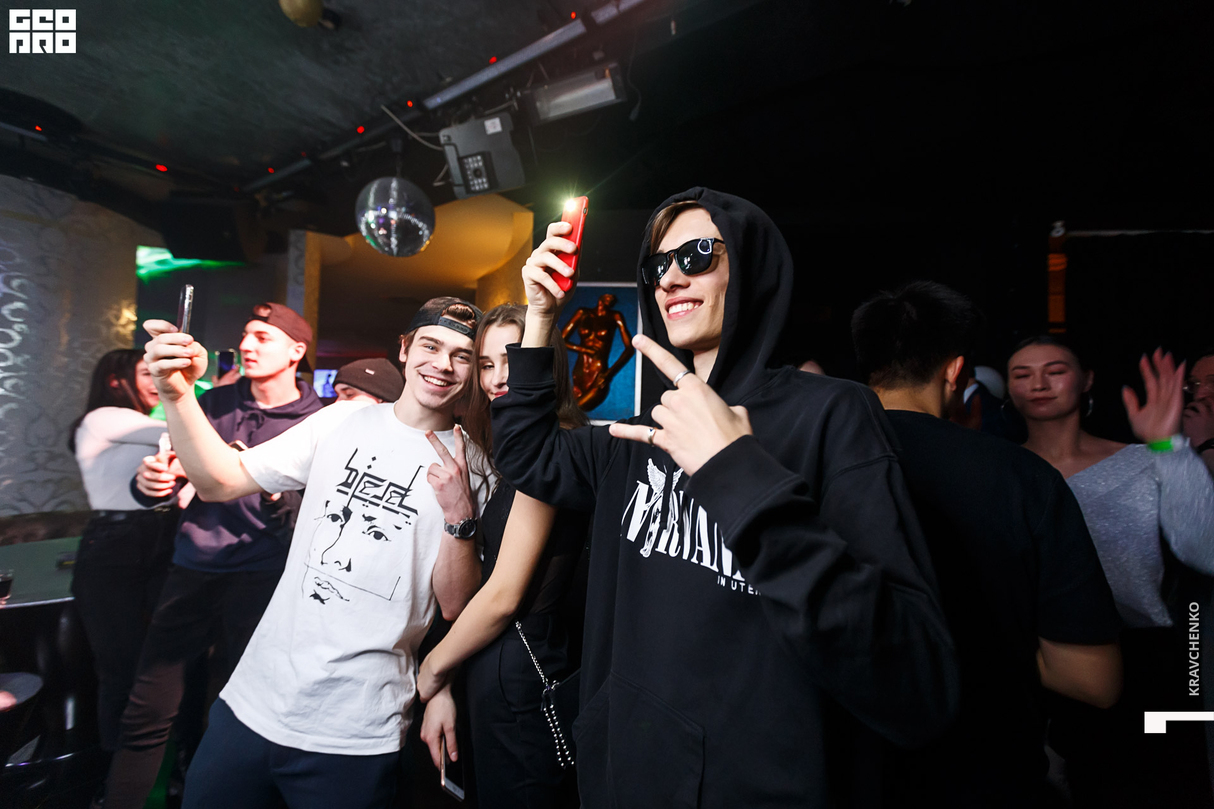 DONY X DAVEE Live Show // Saturday Party at Fashion Club 13