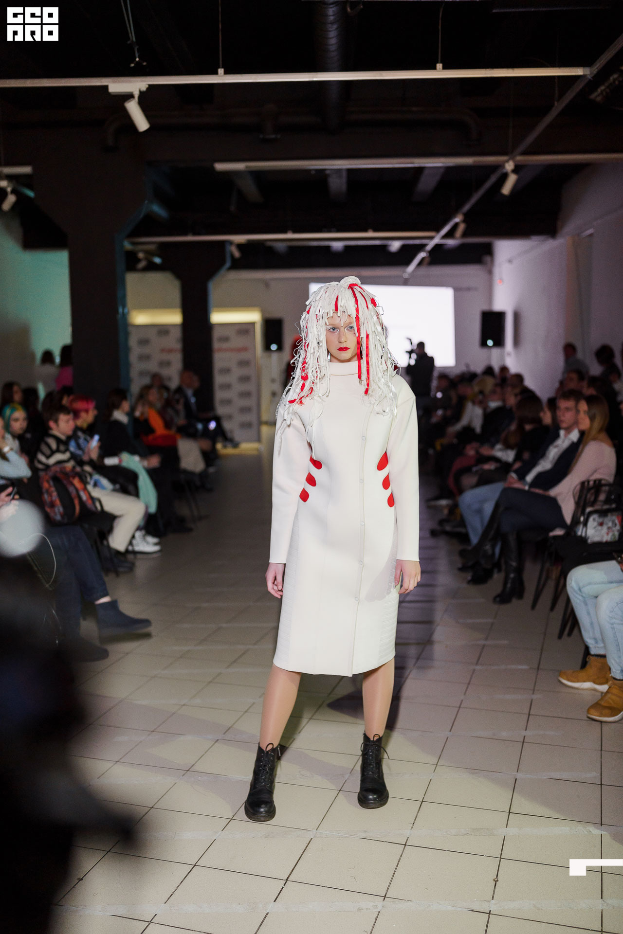 01.02.20_StreetFashionShow АртМуза_0991.JPG