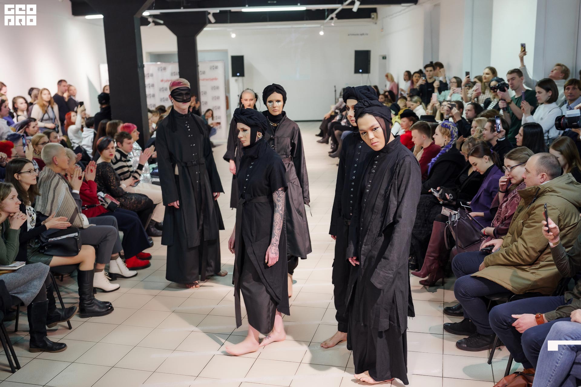 01.02.20_StreetFashionShow АртМуза_0311.JPG