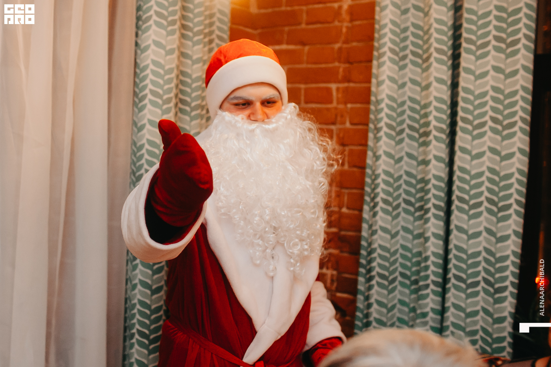 2019-12-20 20-00-13_alenaarchibald_0074.jpg