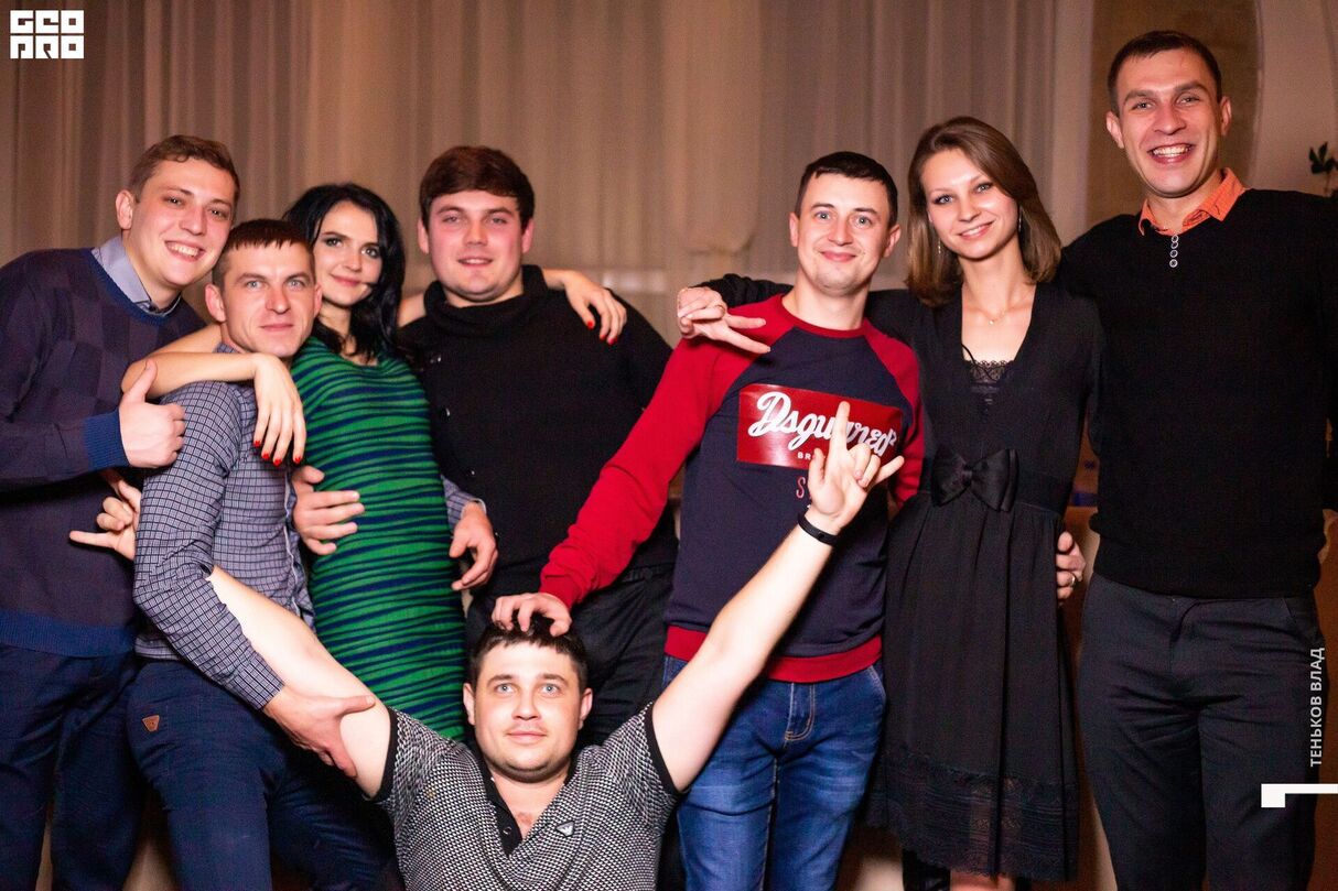 Новогодний корпоратив в кафе Арагац 19