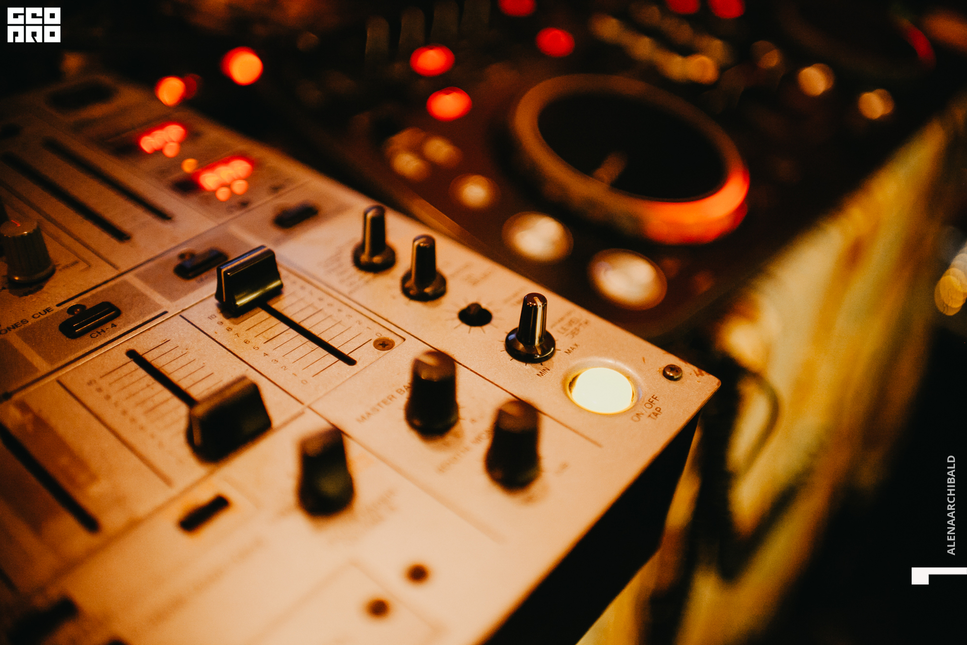 2019-10-25 20-00-00_alenaarchibald_0020.jpg