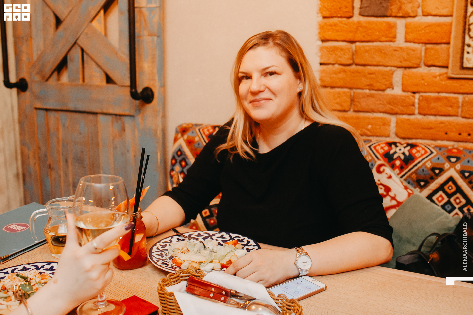 2019-11-22 20-00-21_alenaarchibald_0073.jpg