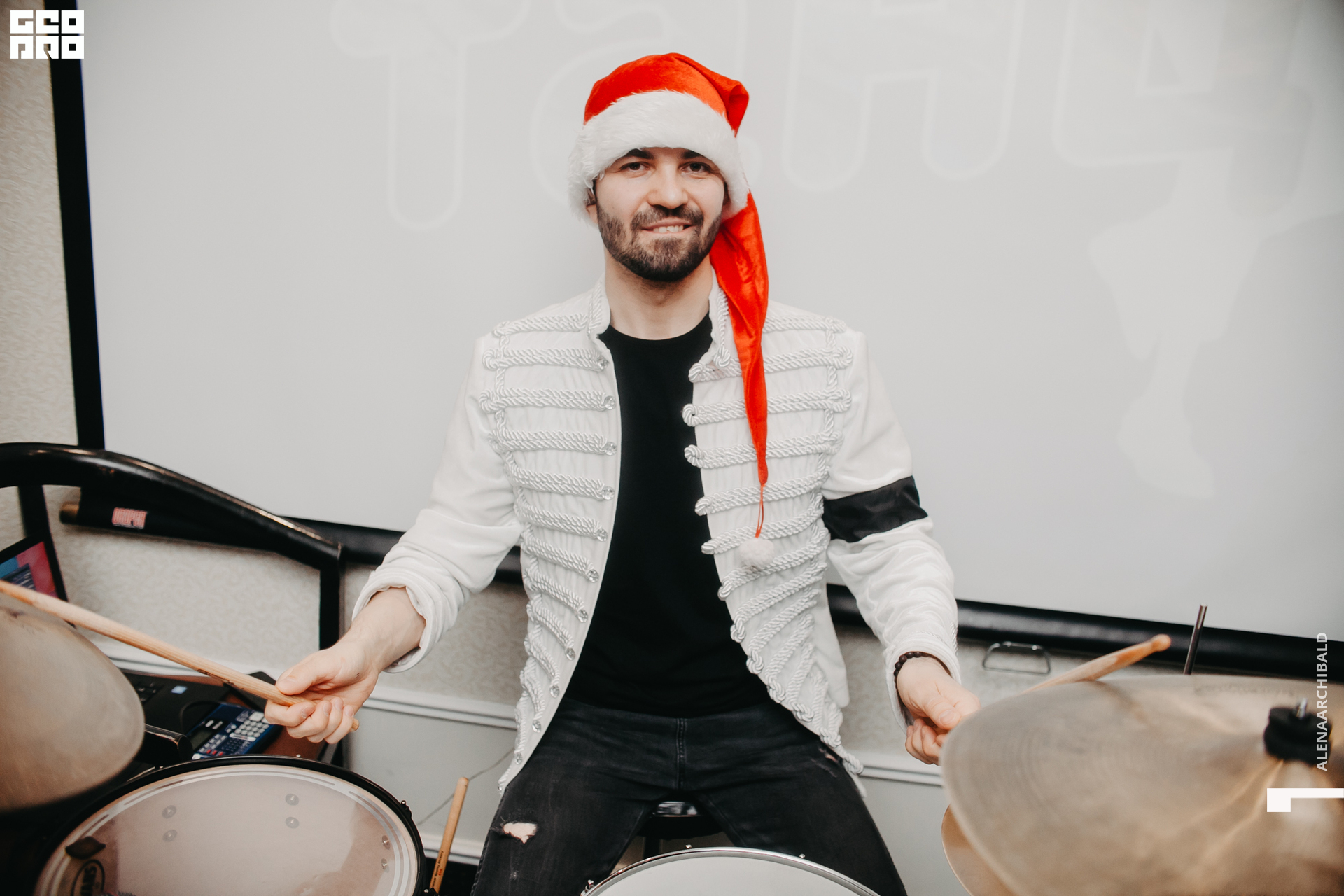 2019-12-31 21-30-25_alenaarchibald_0159.jpg