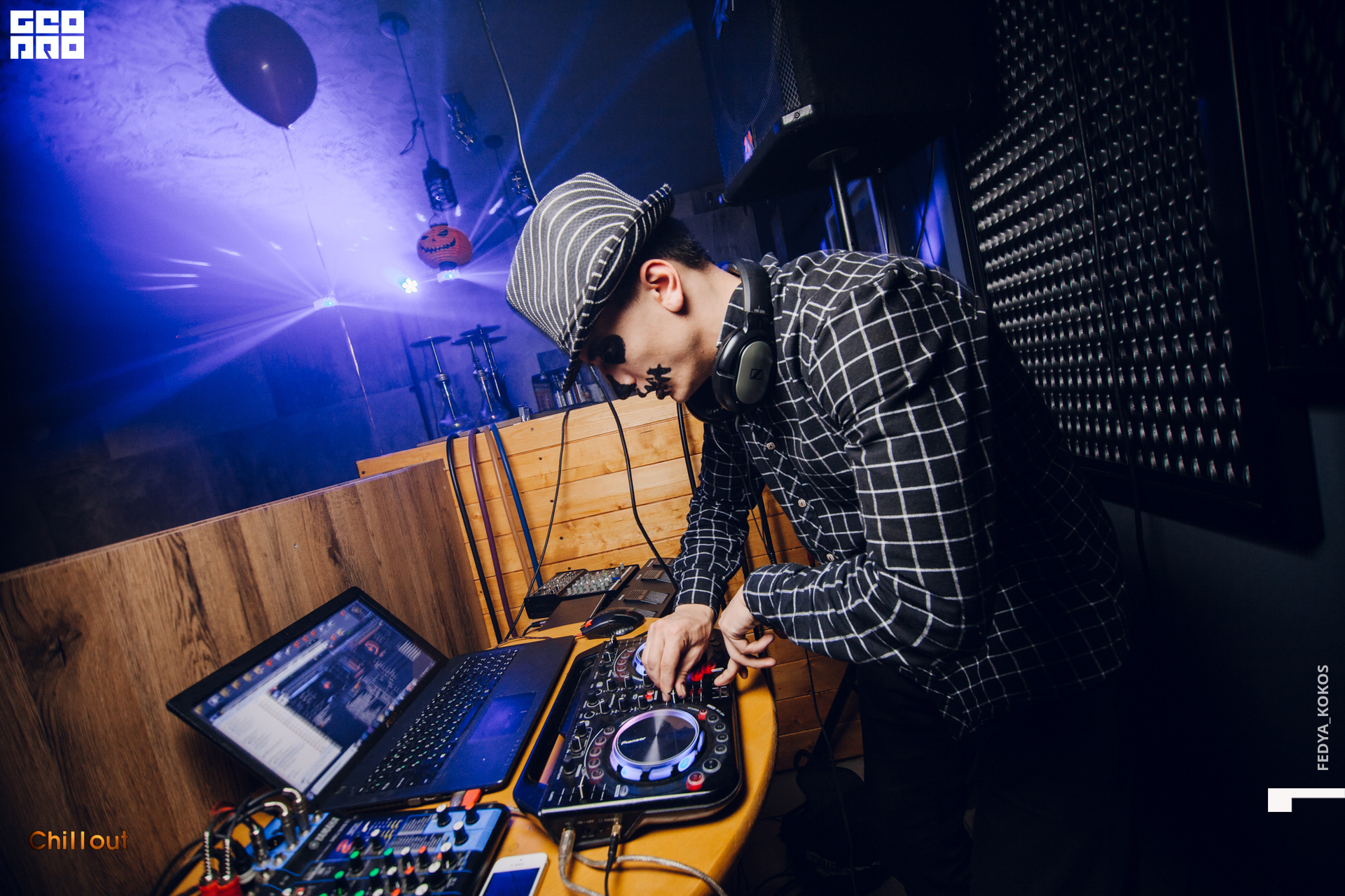 19-10-25 22-59-21.jpg