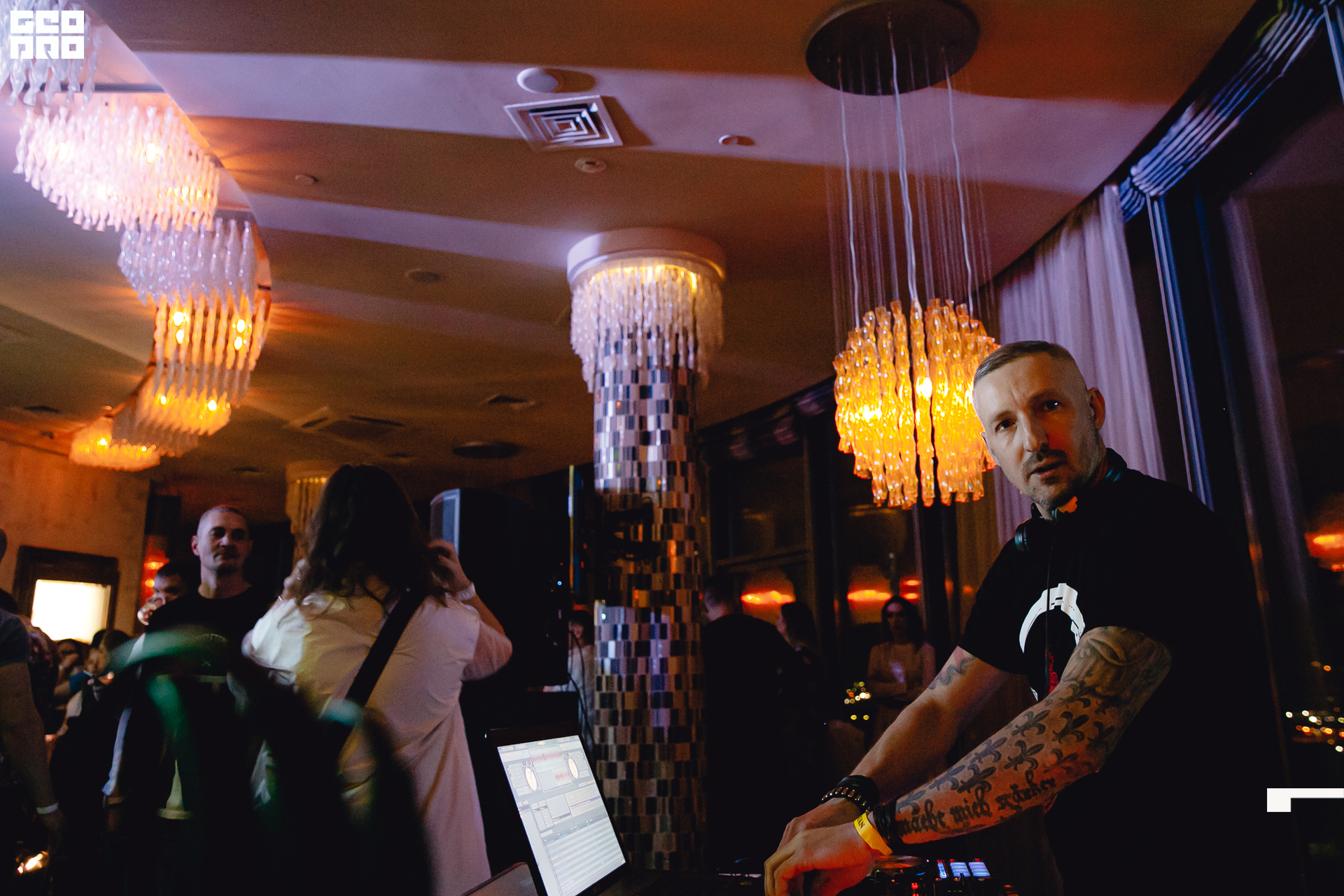 2019-11-22 23-00-00 Krylova_VOX_0053.jpg