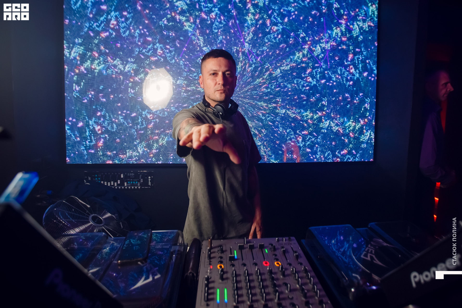 seem seem 16,10 - 114.jpg