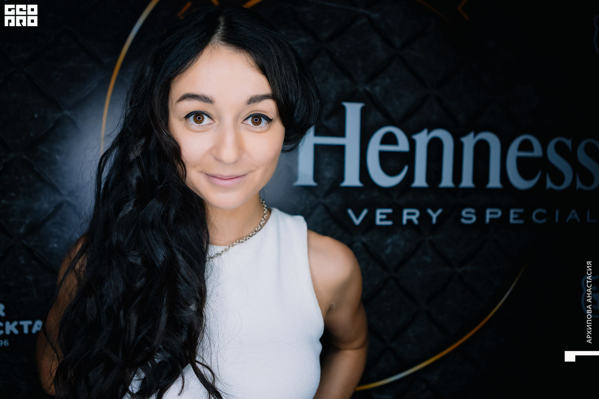 Бар Коктейль - Very Long Night by Hennessy, Gorje Hewek, Deek That, Mindo, Ozovsky 8