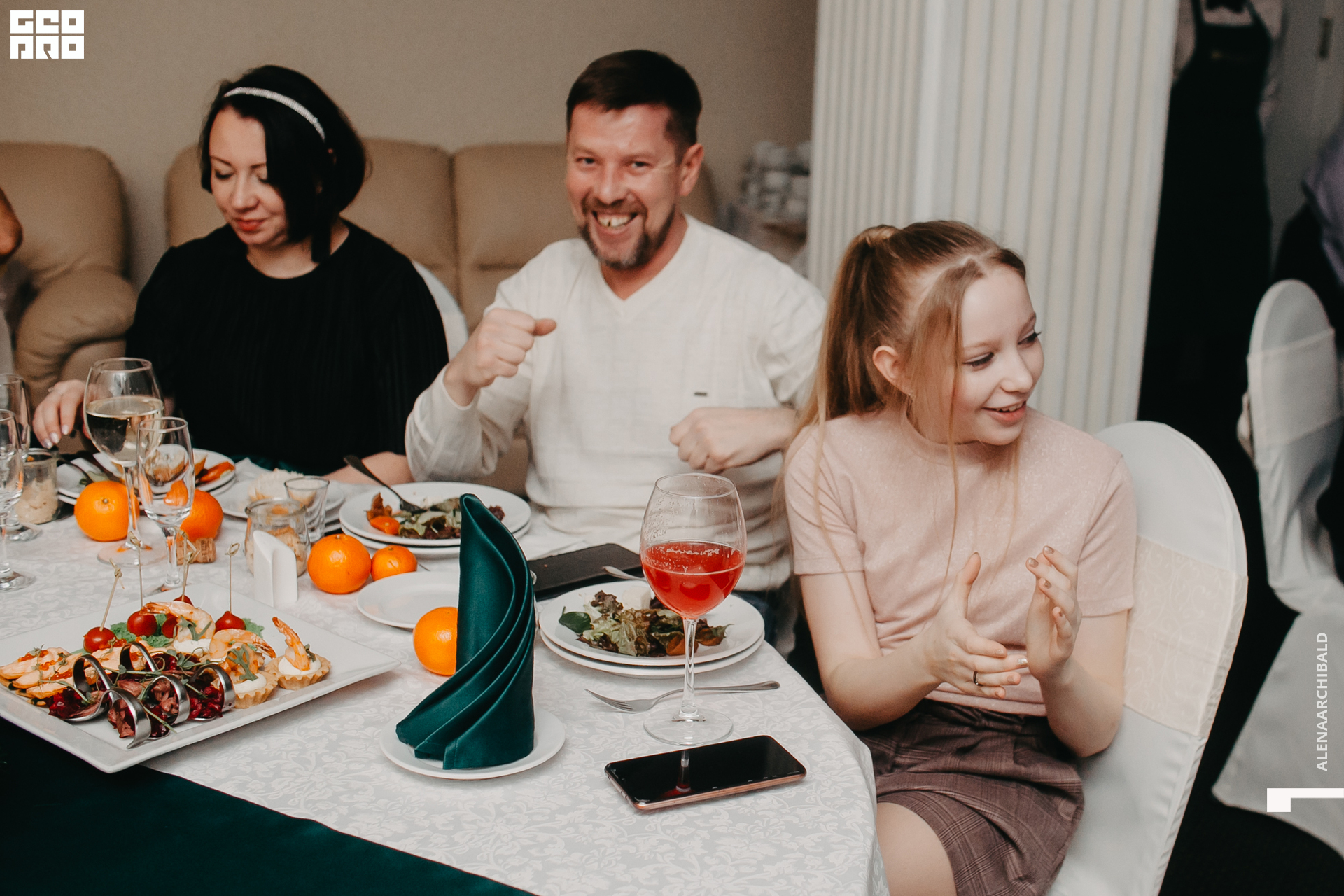 2019-12-31 21-30-25_alenaarchibald_0121.jpg