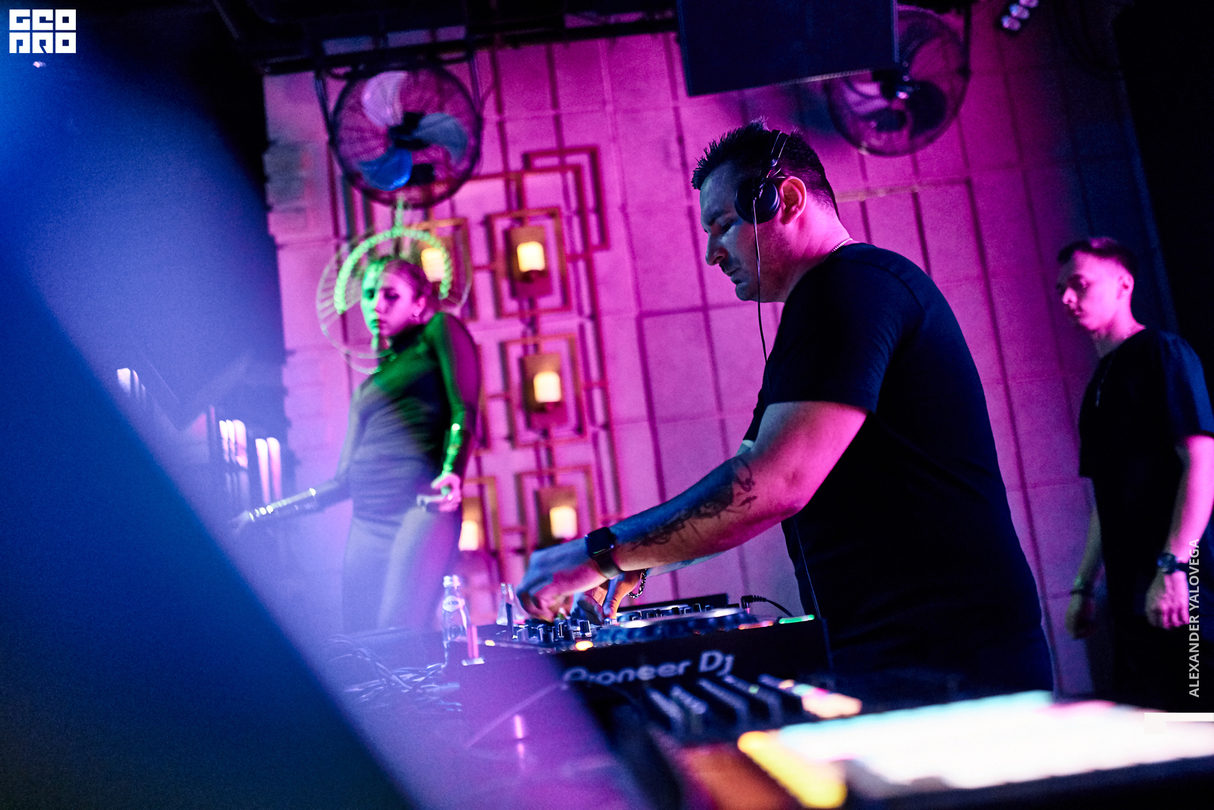 Aparde (live, Germany) in CHI 7