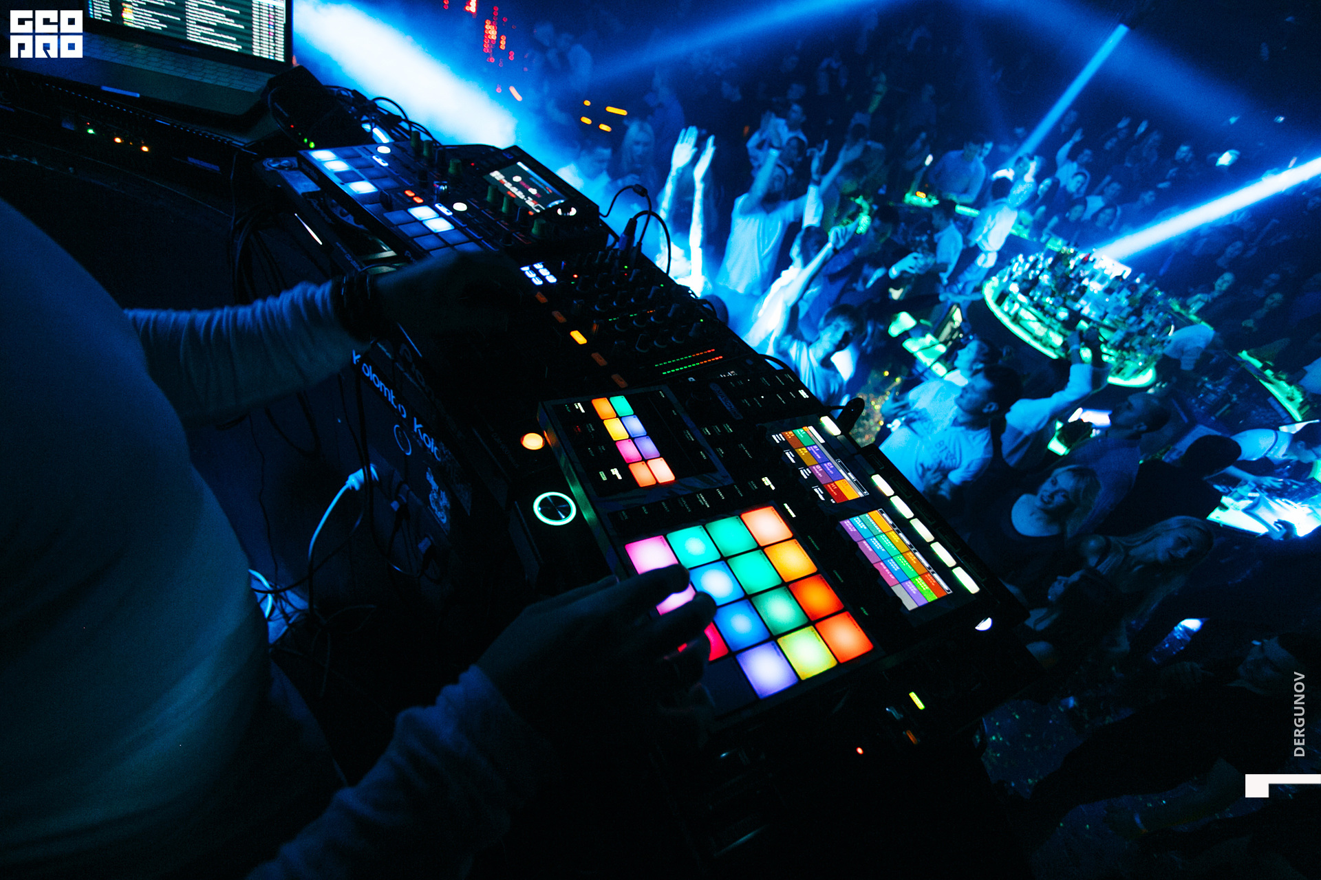 2019-11-17 01-45-05IMG_9030.jpg