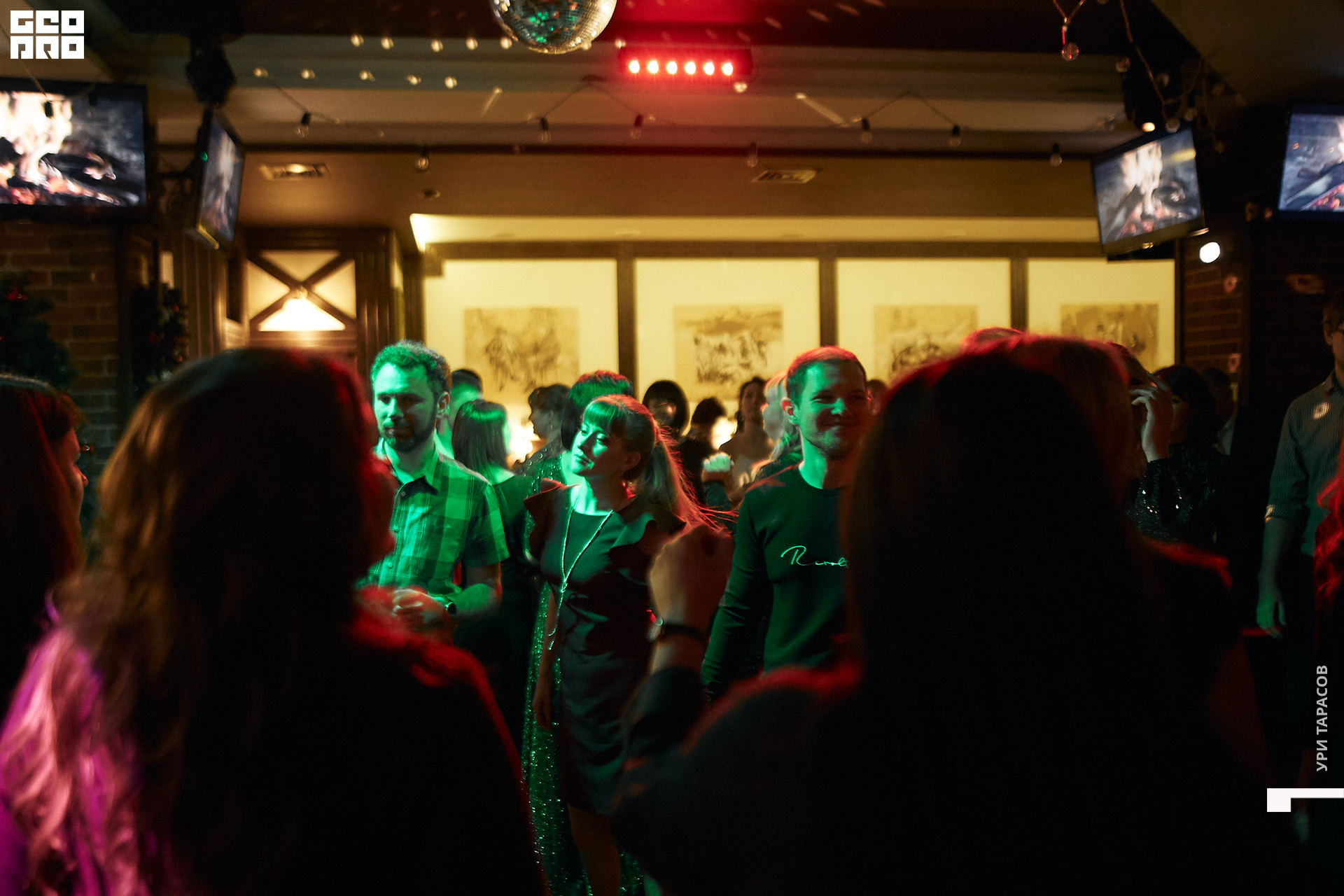 110 191229_225429_uri_0110.jpg