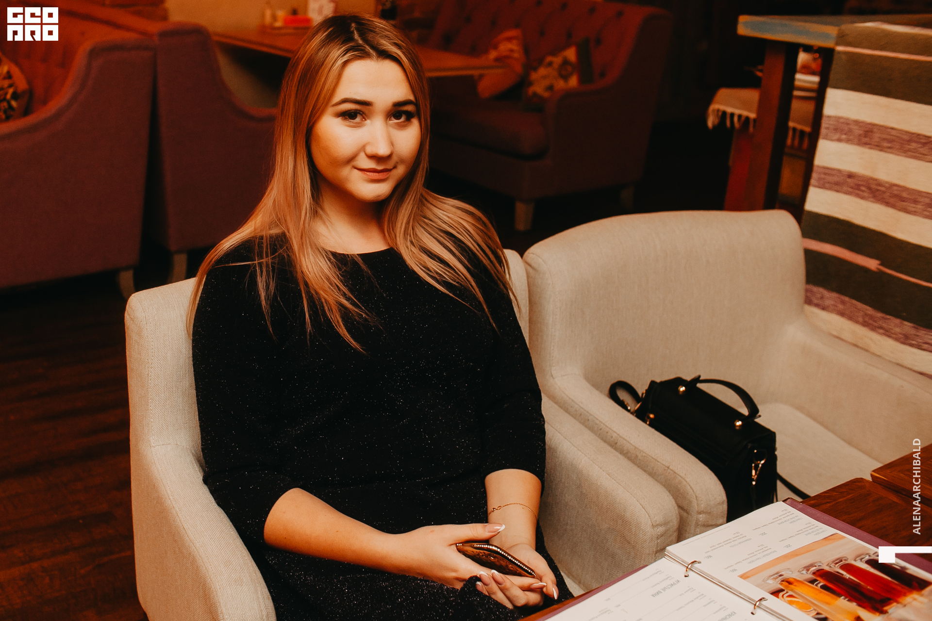 2019-12-06 20-00-36_alenaarchibald_0077.jpg