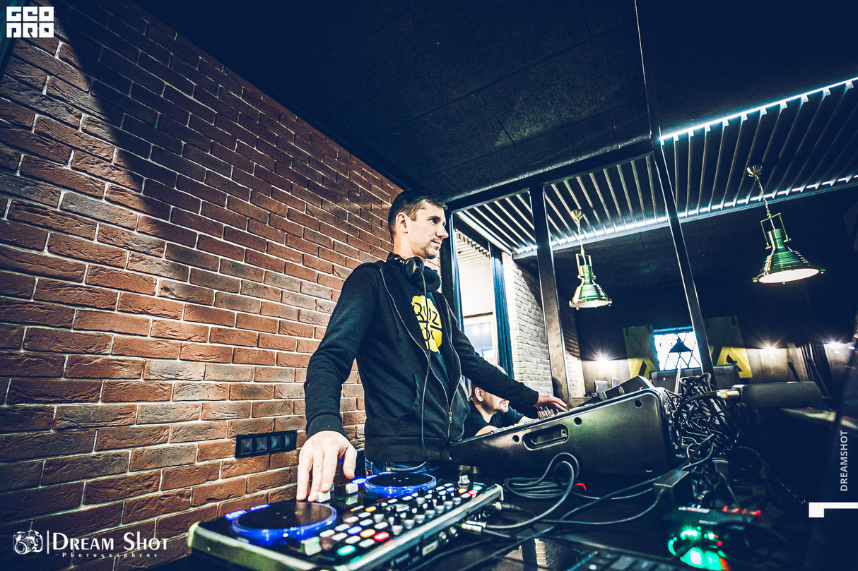 Quiz Out в MadBrothers 22