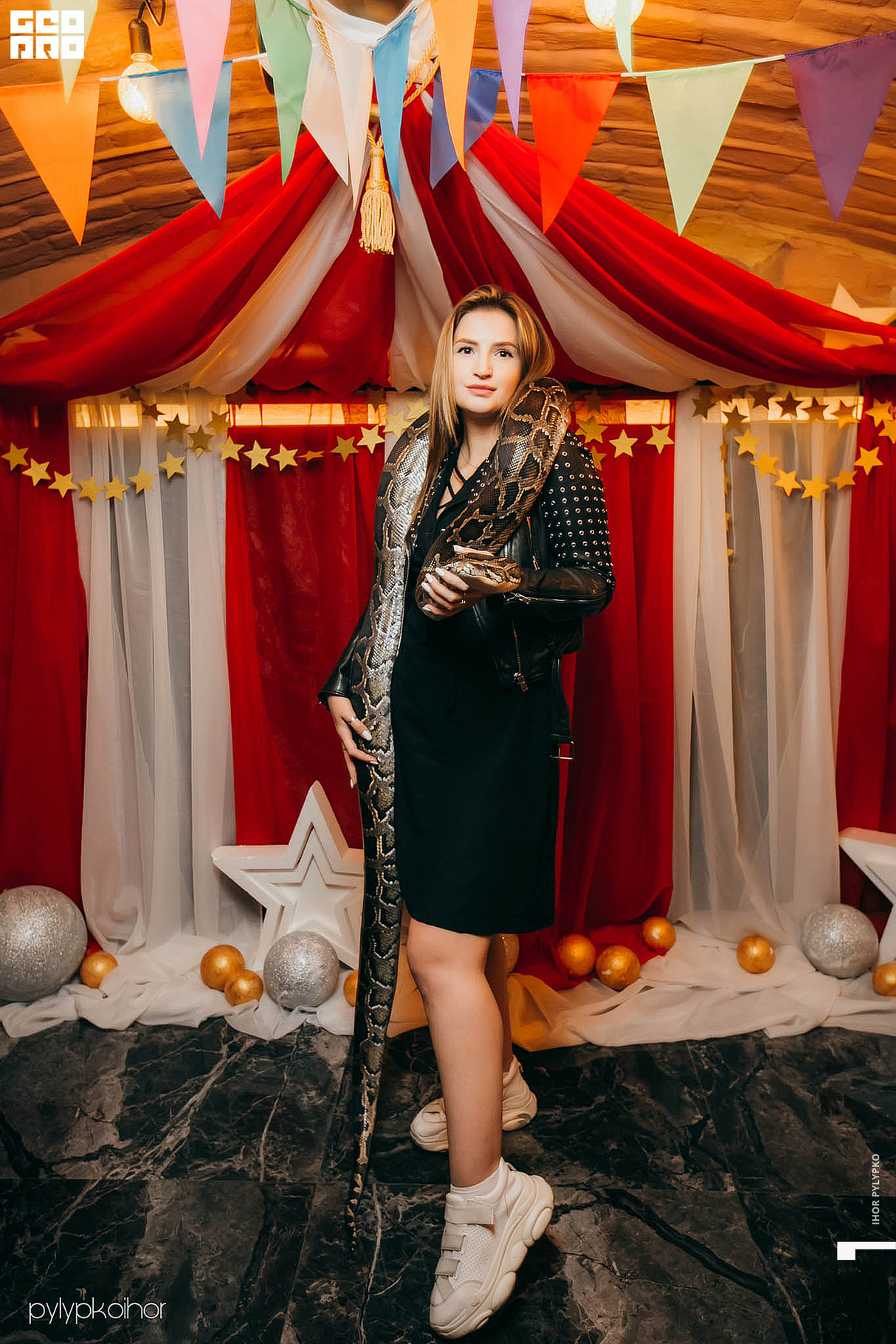 Solo karaoke&music bar - Friday party 28