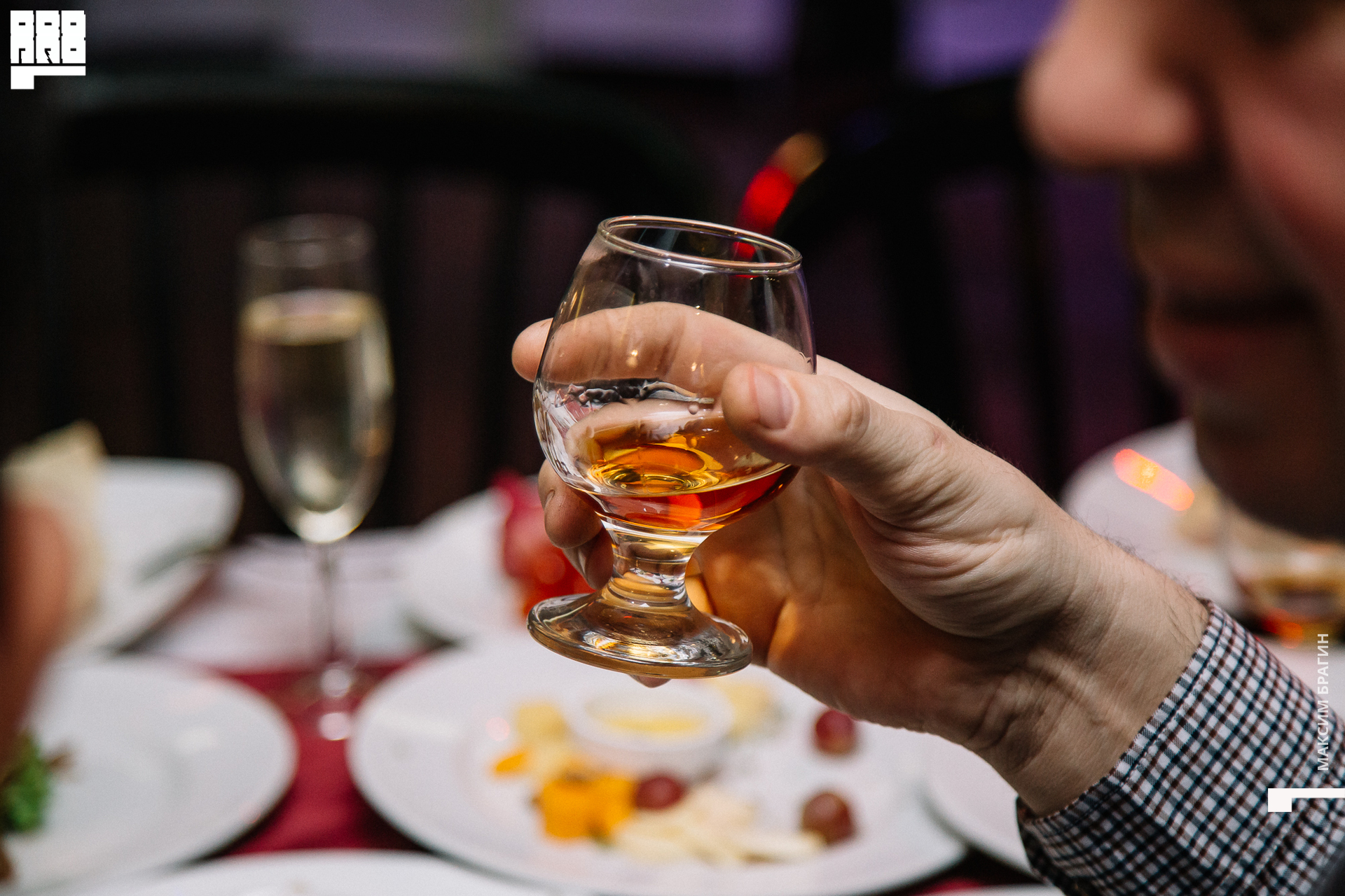 2019-12-24 21-08-47 Maxbragin.jpg