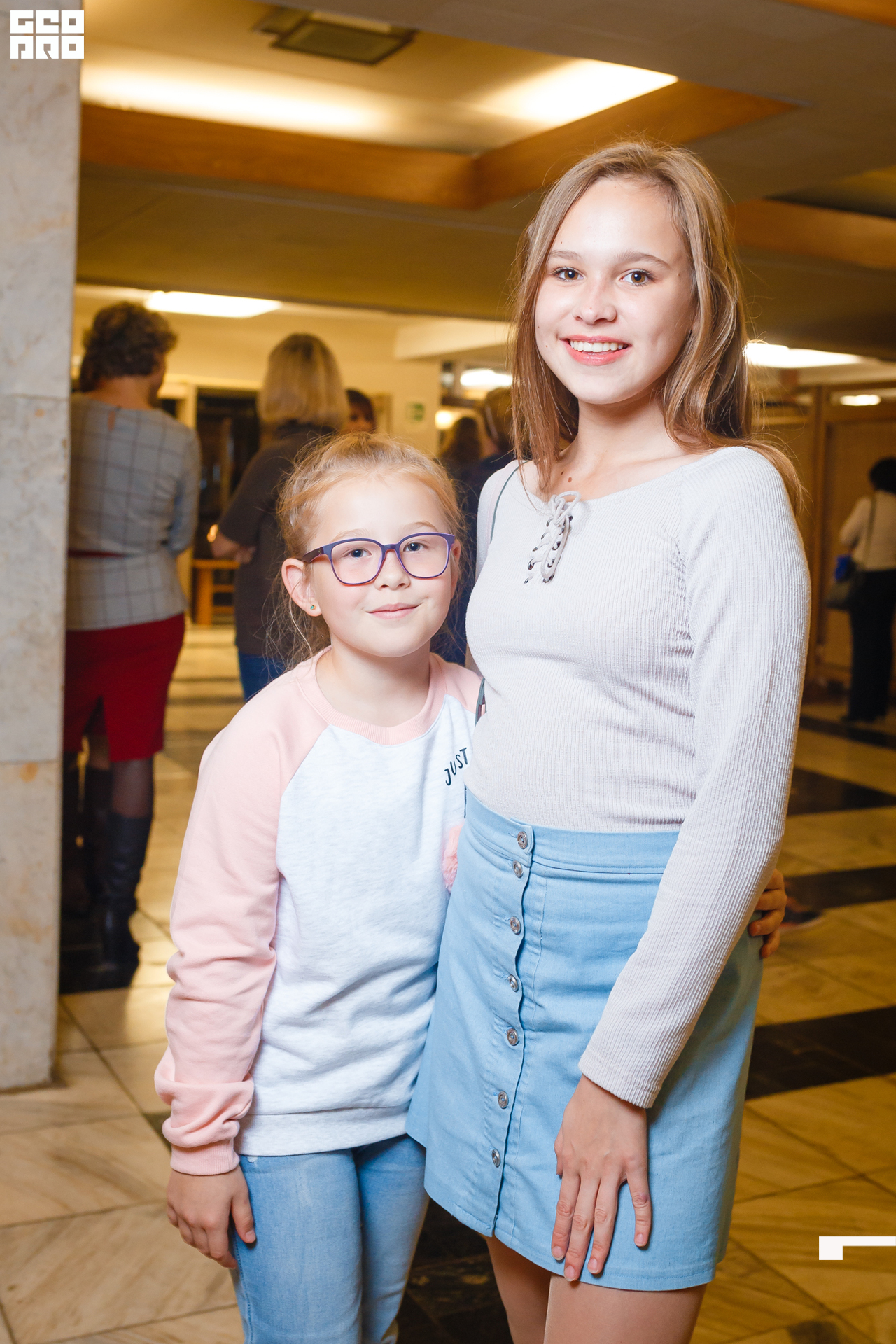 19-10-14 18-54-03.jpg