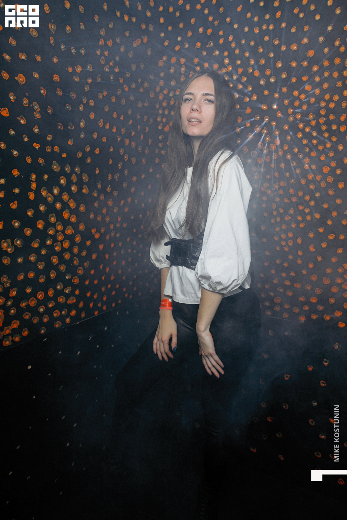 PAPARAZZI 19