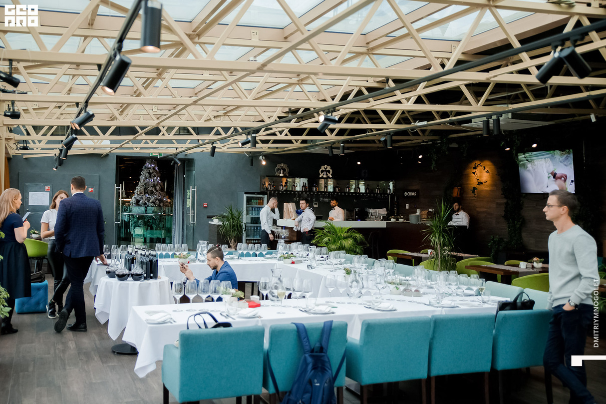 Дегустация Mirto (Bodegas) в ресторане LAvue 17