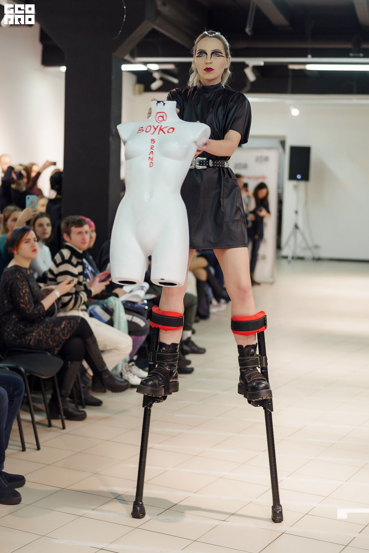 01.02.20_StreetFashionShow АртМуза_0556.JPG