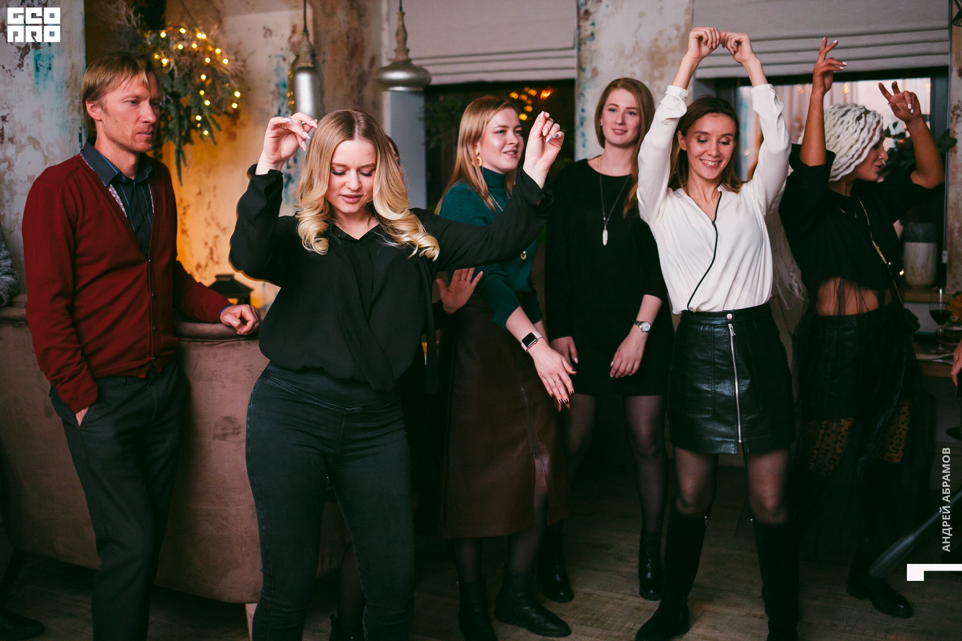 131219 Птичка и 5561 Абрамов для загрузки  0144.jpg