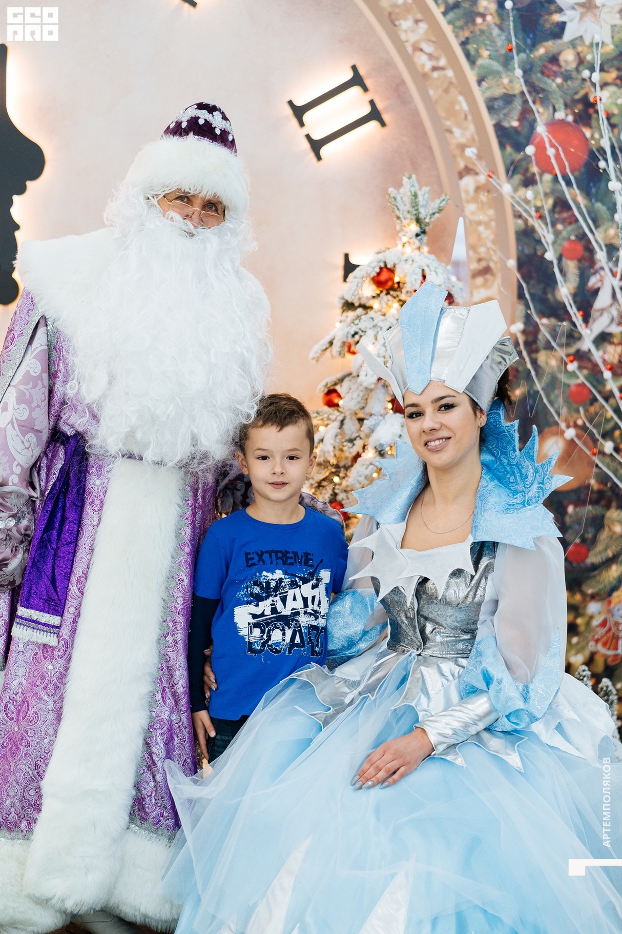 Пора новогоднего волшебства в OZ MALL 9