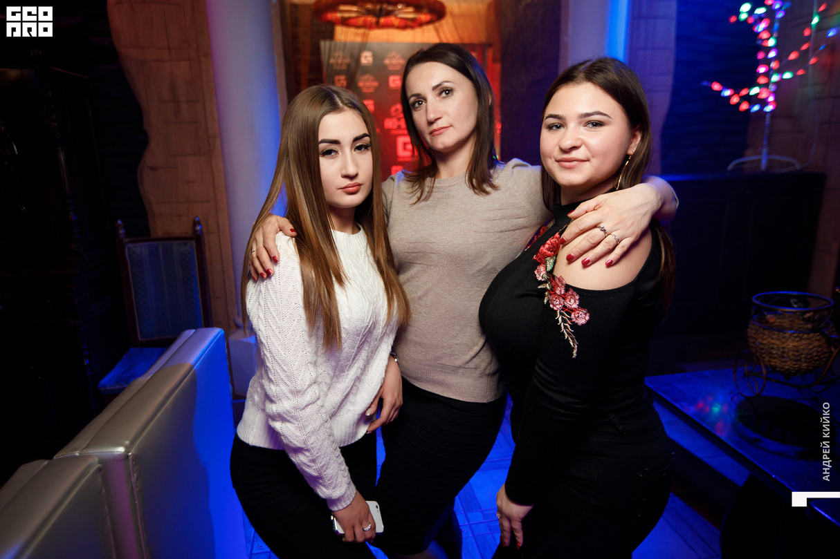 Пятница в ресторане Ай-Петри 11
