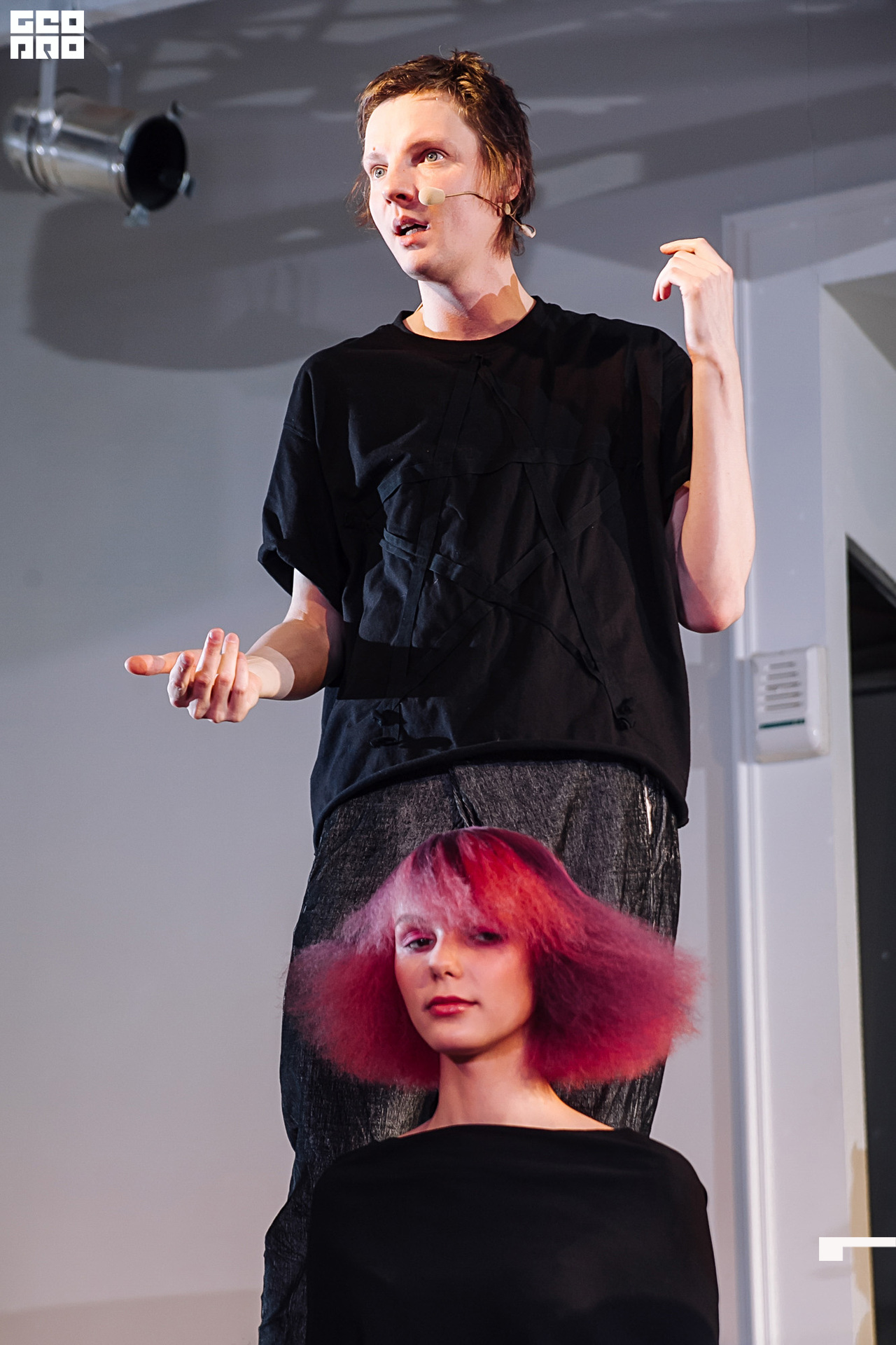 203 191203_182410_uri_0203.jpg