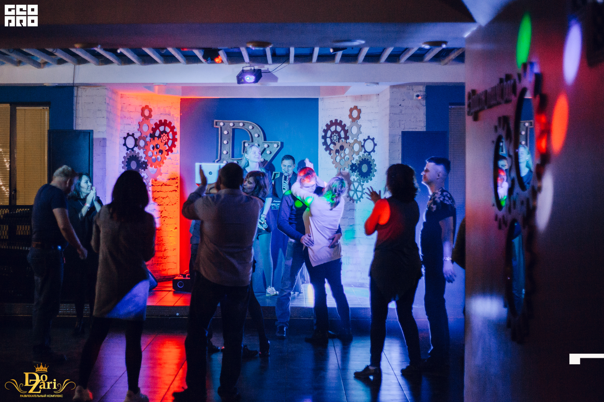 19-10-11 23-41-27.jpg