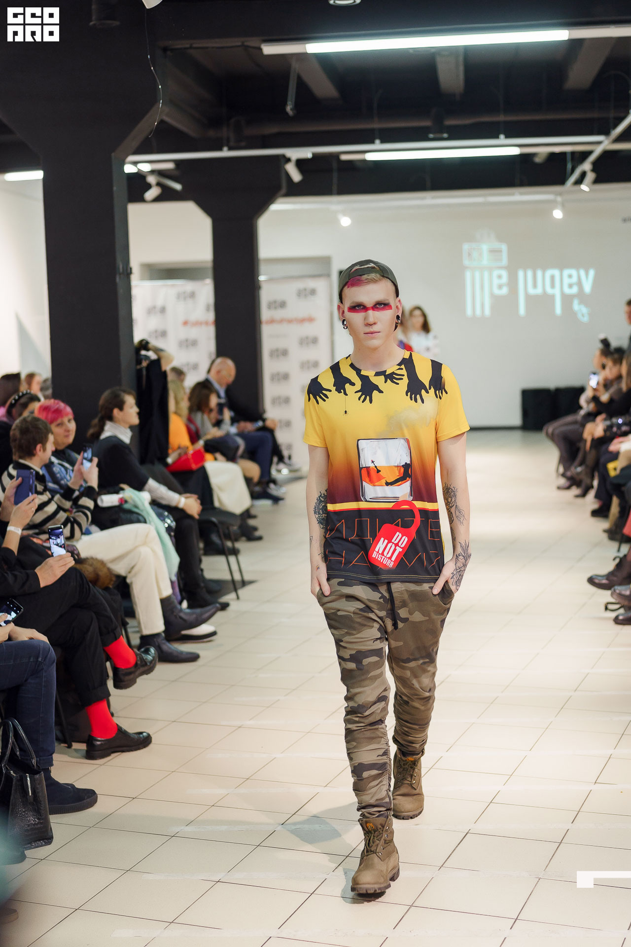 01.02.20_StreetFashionShow АртМуза_0919.JPG