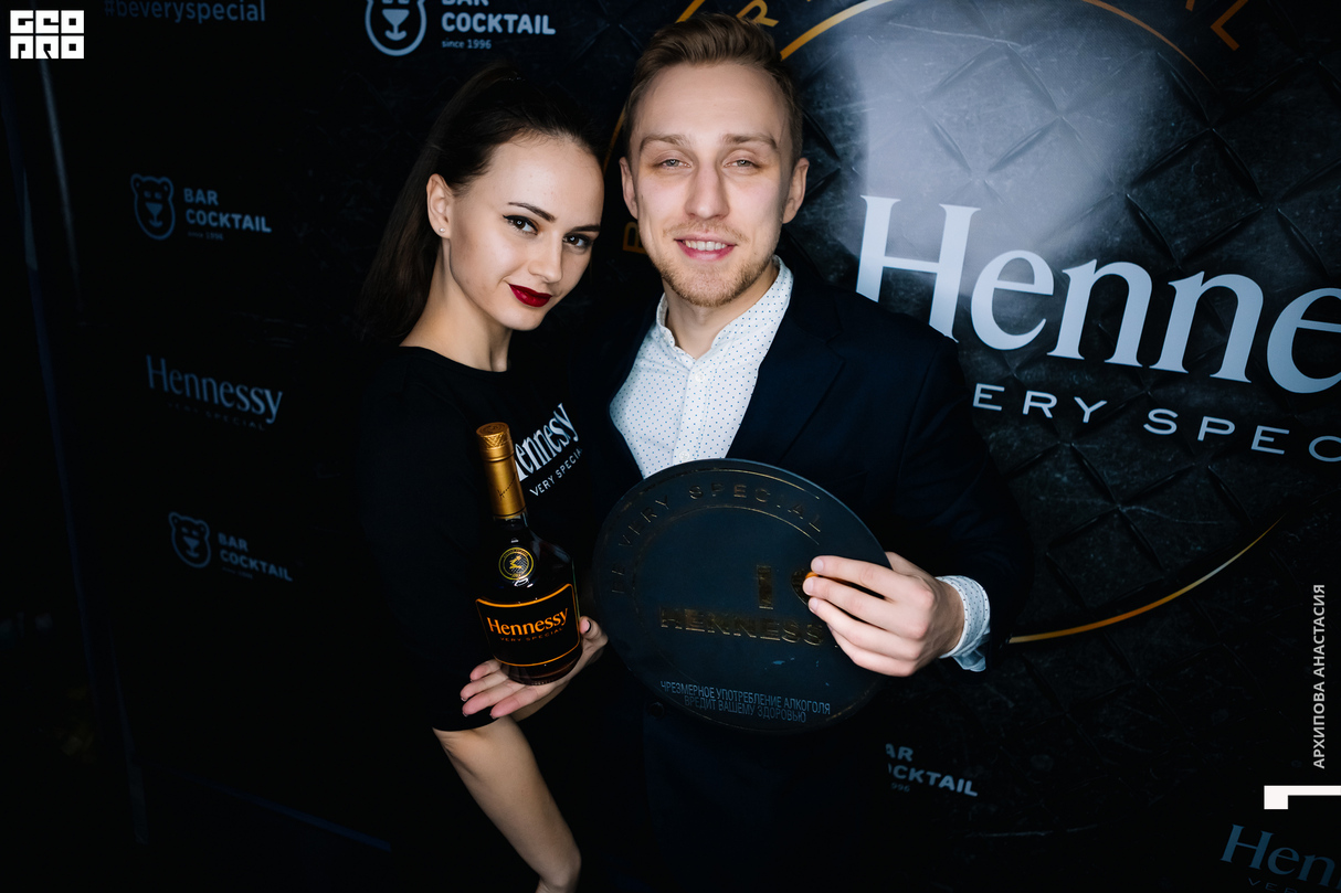 Бар Коктейль - Very Long Night by Hennessy, Gorje Hewek, Deek That, Mindo, Ozovsky 19