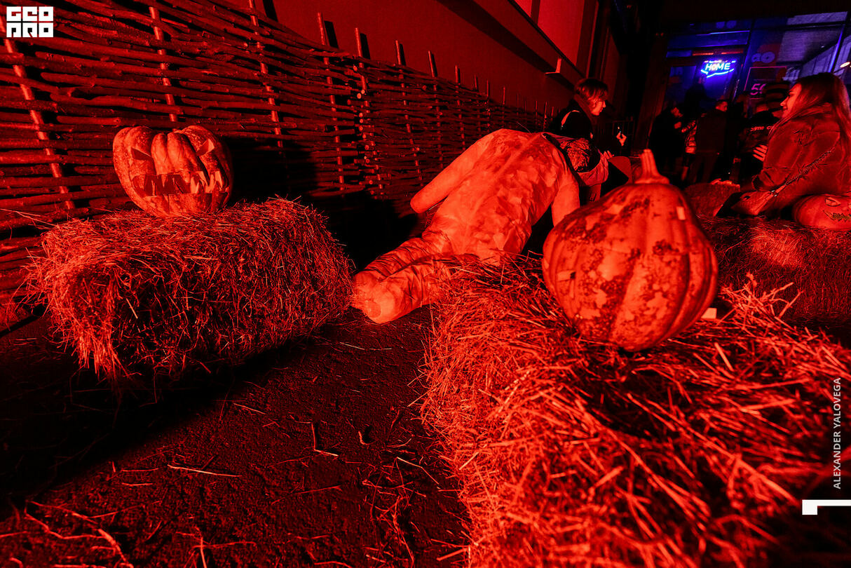 HALLOWEEN WEEKEND 10