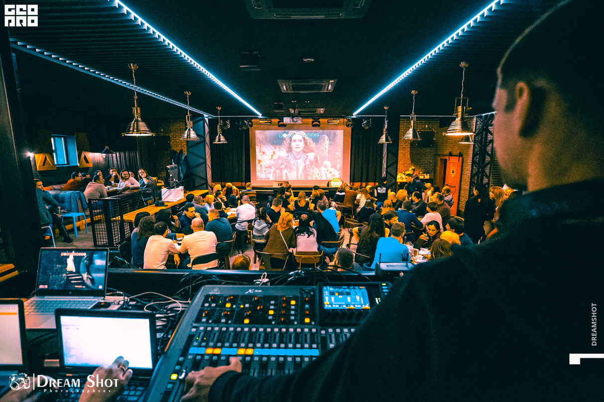 Quiz Out в MadBrothers 21