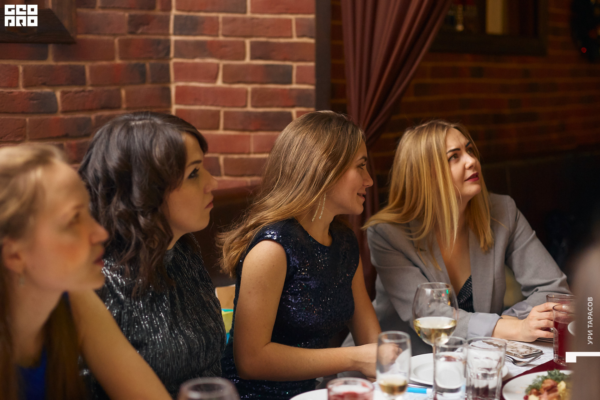 108 191229_221550_uri_0108.jpg