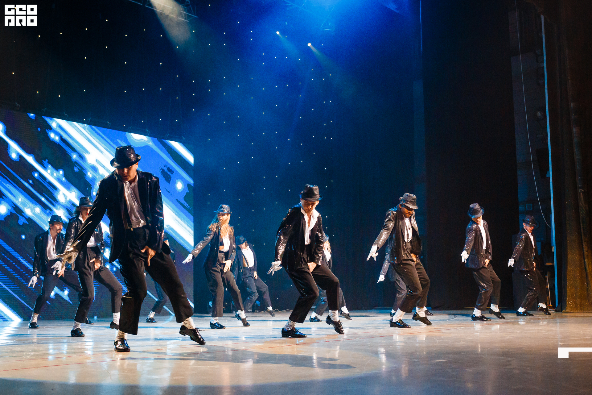 19-10-14 20-17-25.jpg