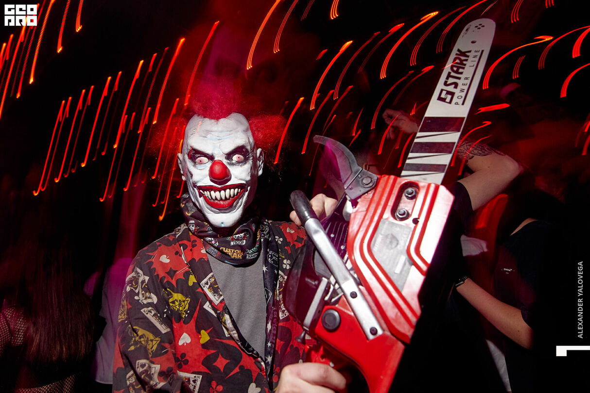 HALLOWEEN WEEKEND 21