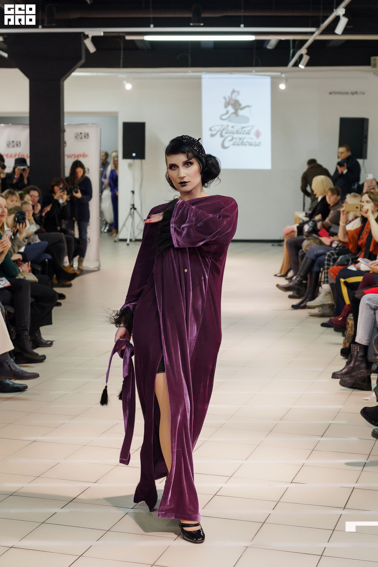 01.02.20_StreetFashionShow АртМуза_0107.JPG