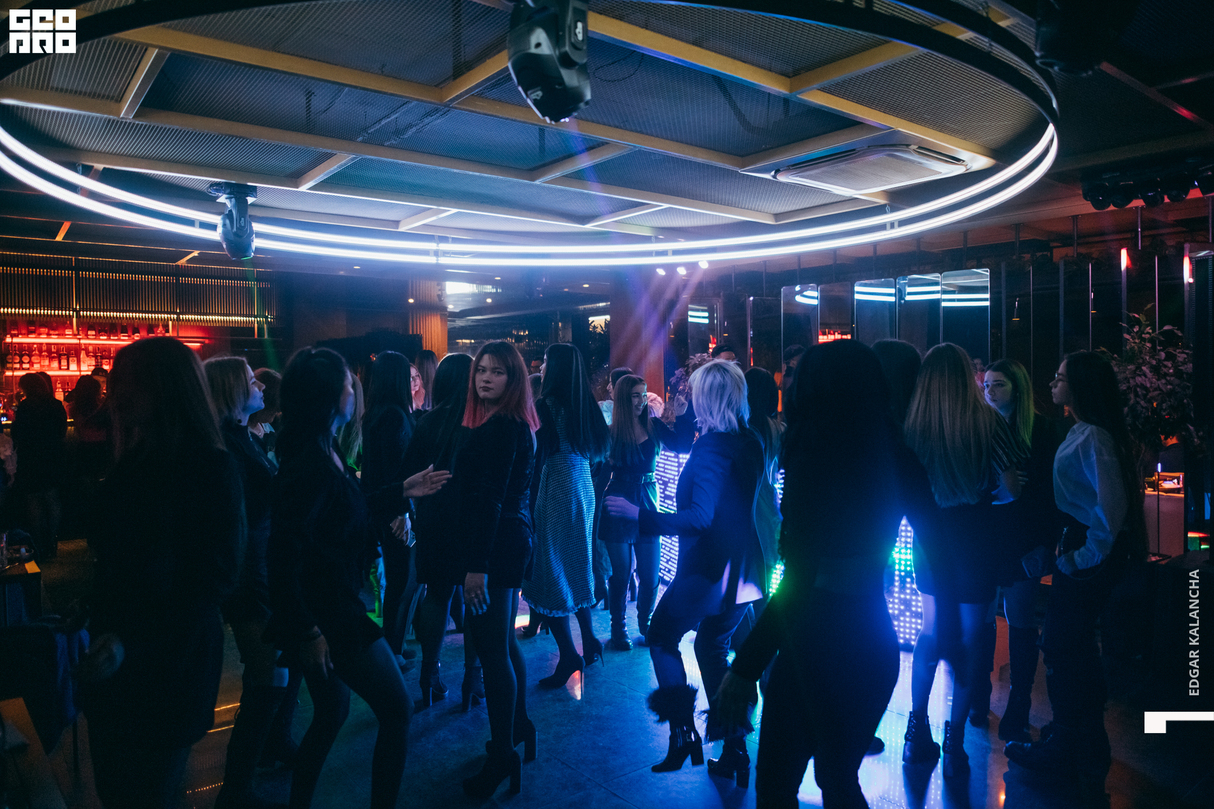 Karaoke&Restaurant "CHAIKOVSKY" - Суботня вечірка 13