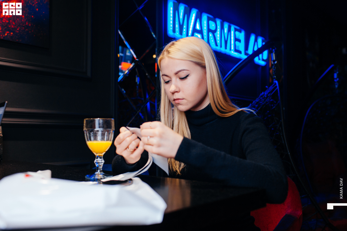 Презентация материалов 3А Composites для оформления магазинов. 8