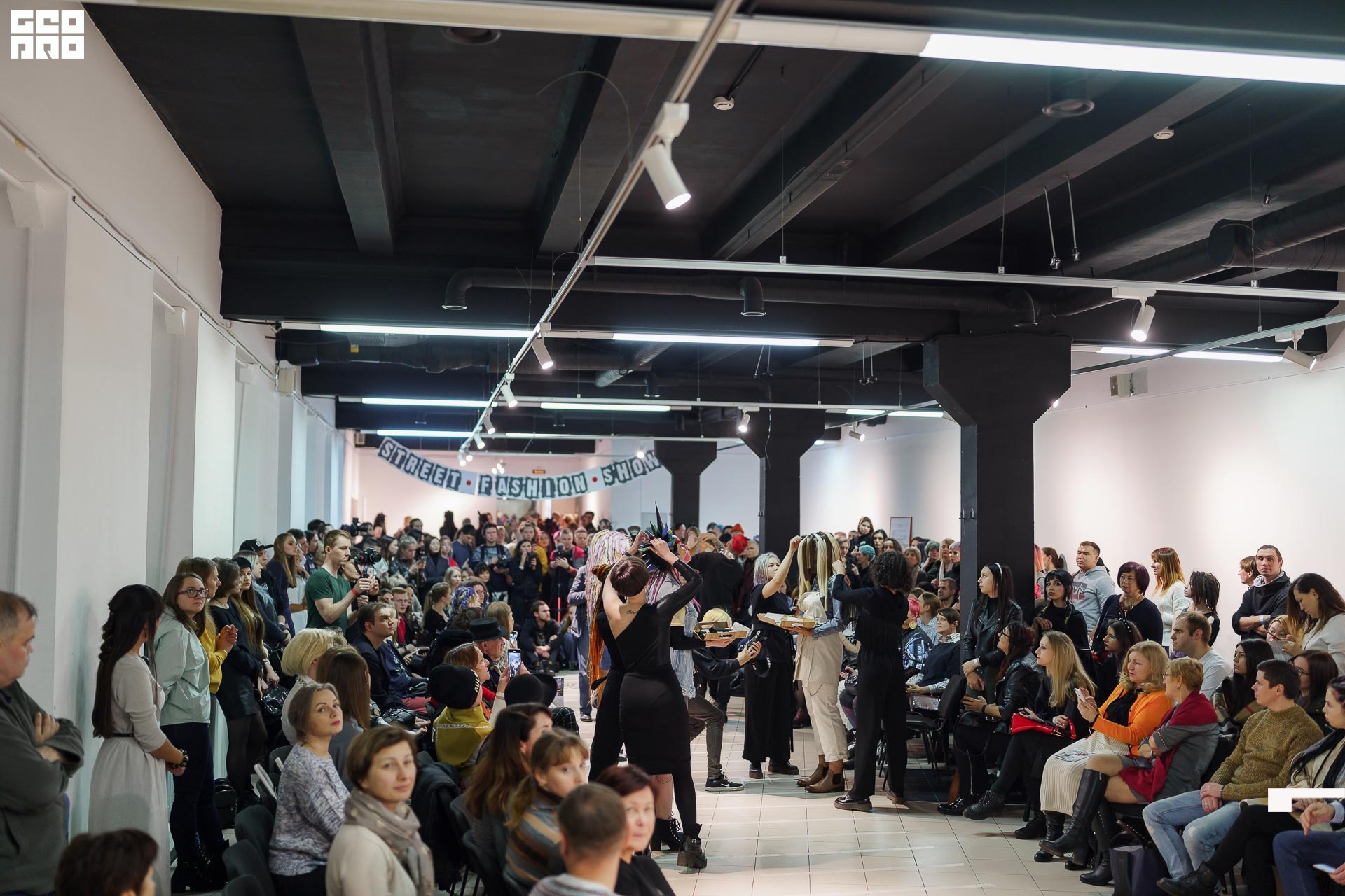 01.02.20_StreetFashionShow АртМуза_0777.JPG