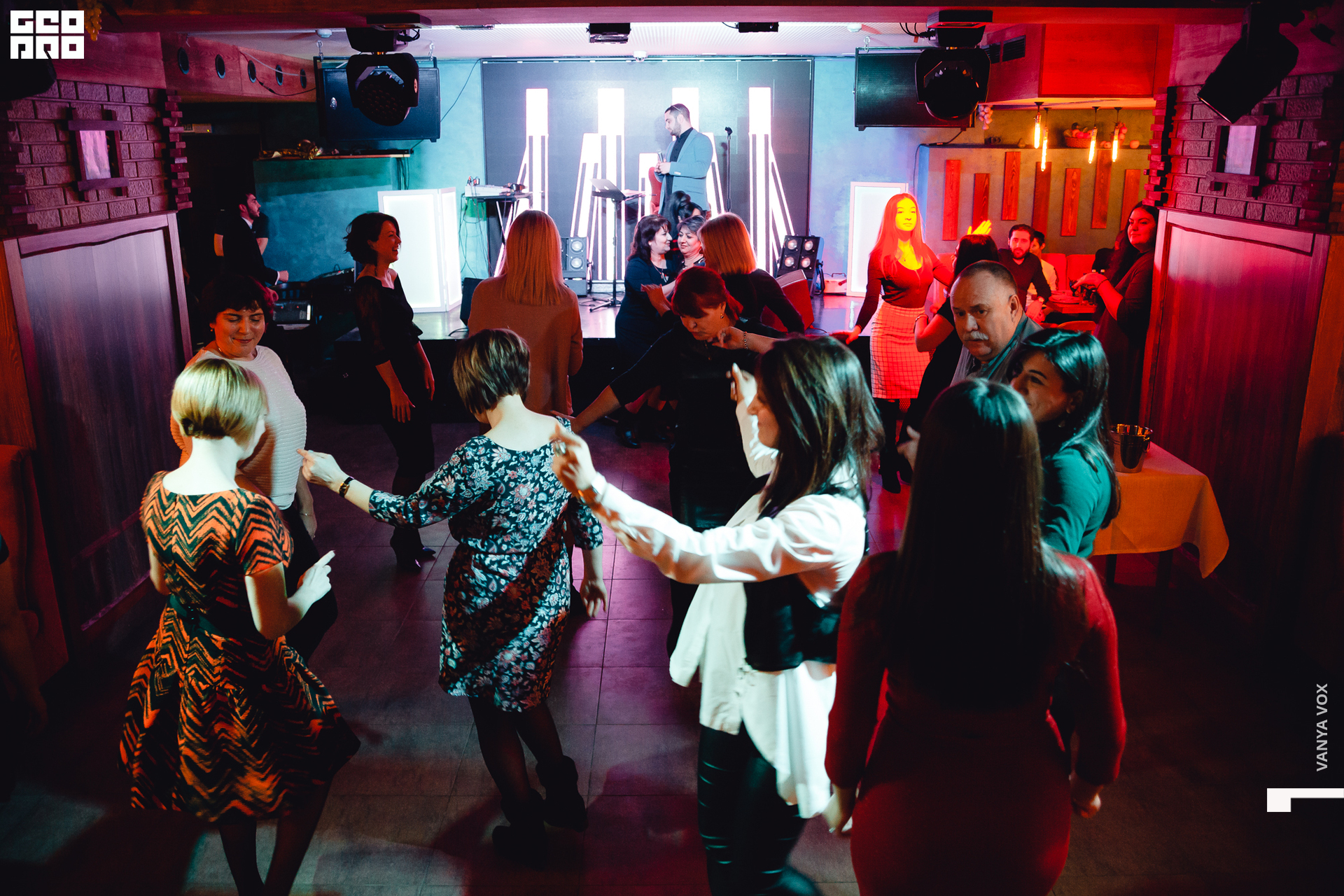 2019-11-29 19-00-00_Вокс_0123.jpg