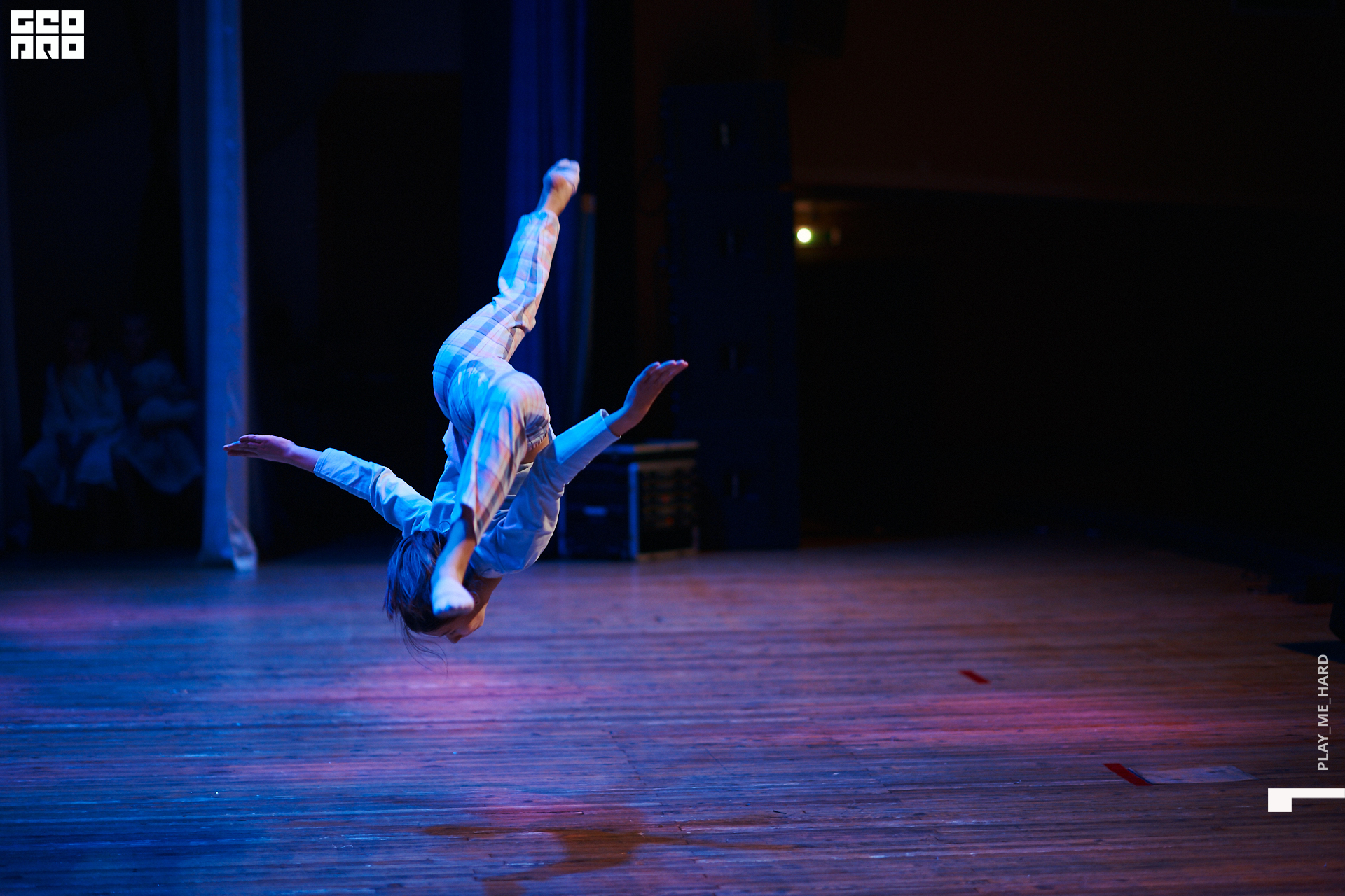 данс хаос 106.jpg